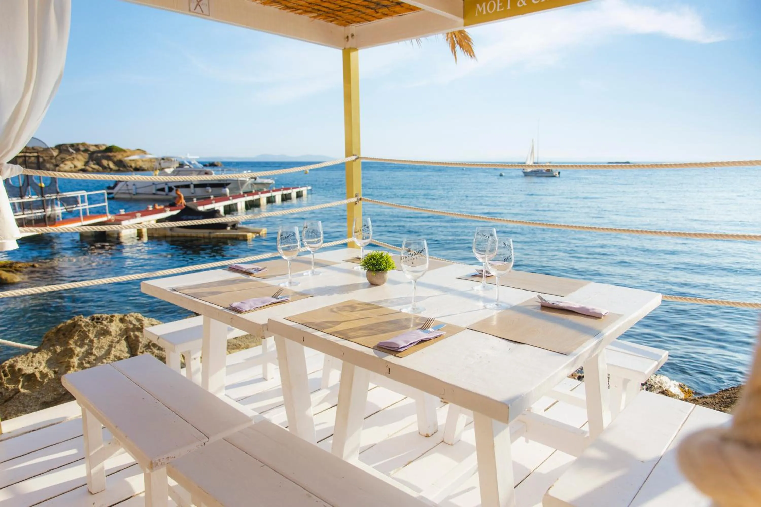 Restaurant/places to eat in Hotel Vistabella