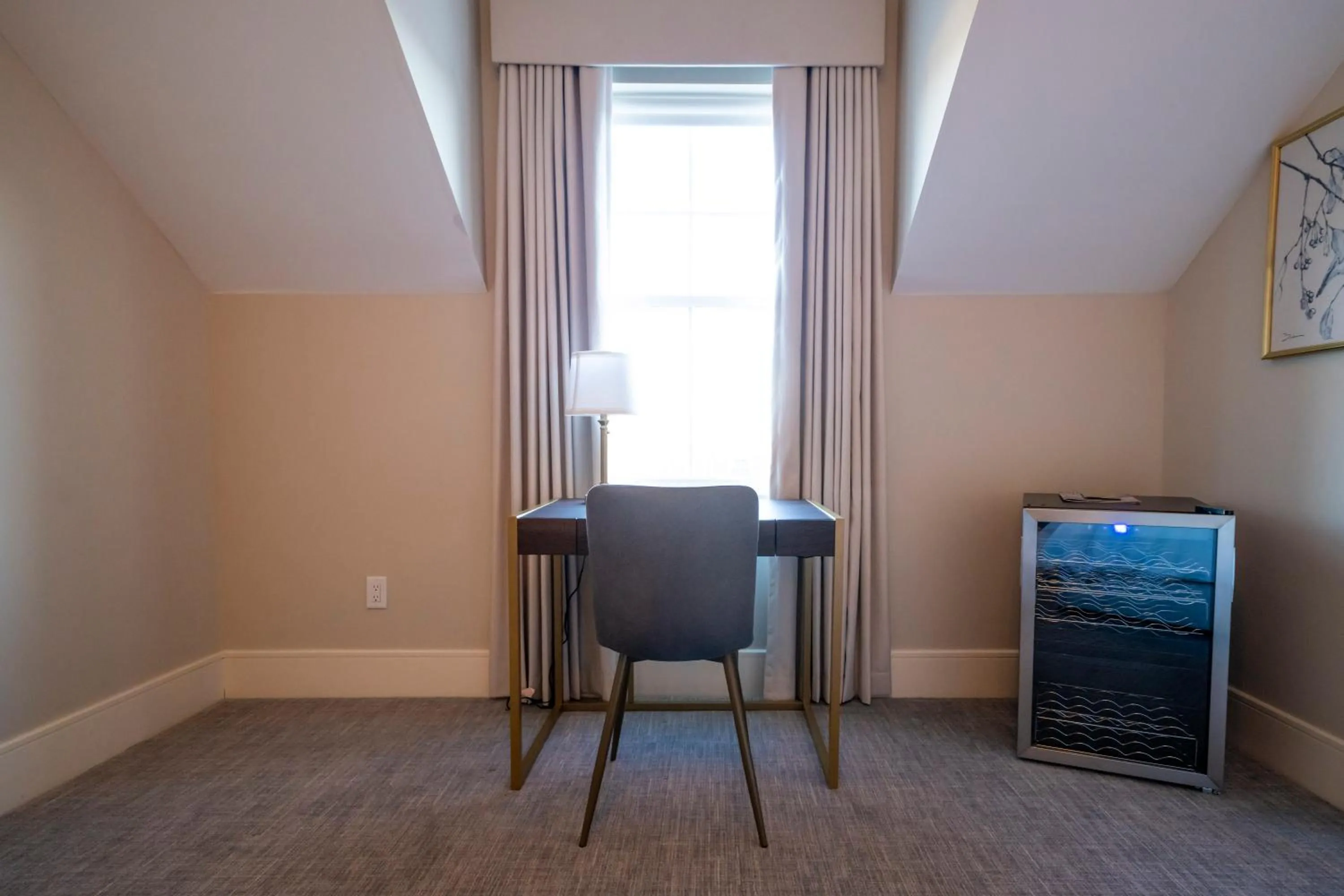 Orange Inn Boutique Hotel