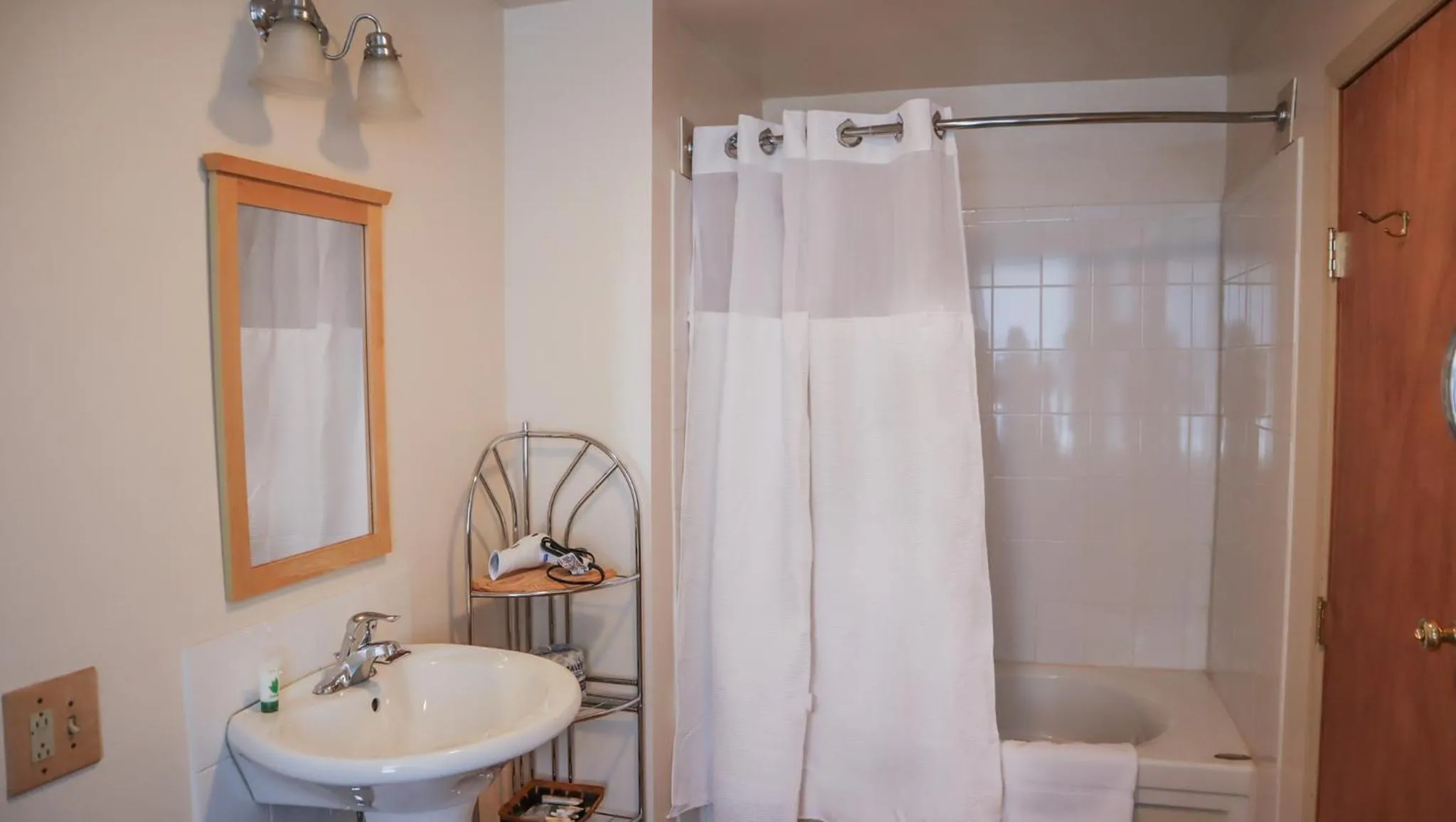 Bathroom in Mountain Creek Tavern