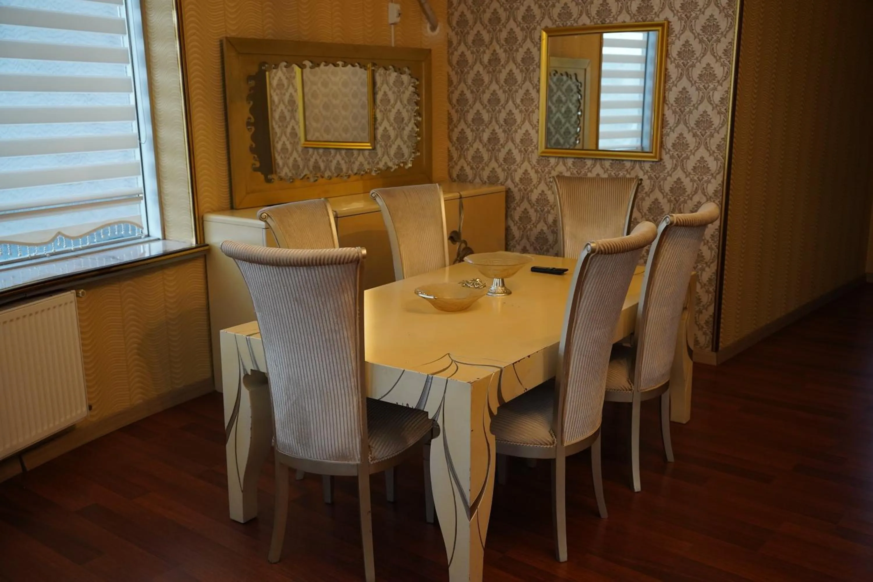 Dining area in Safir Hotels Silivri