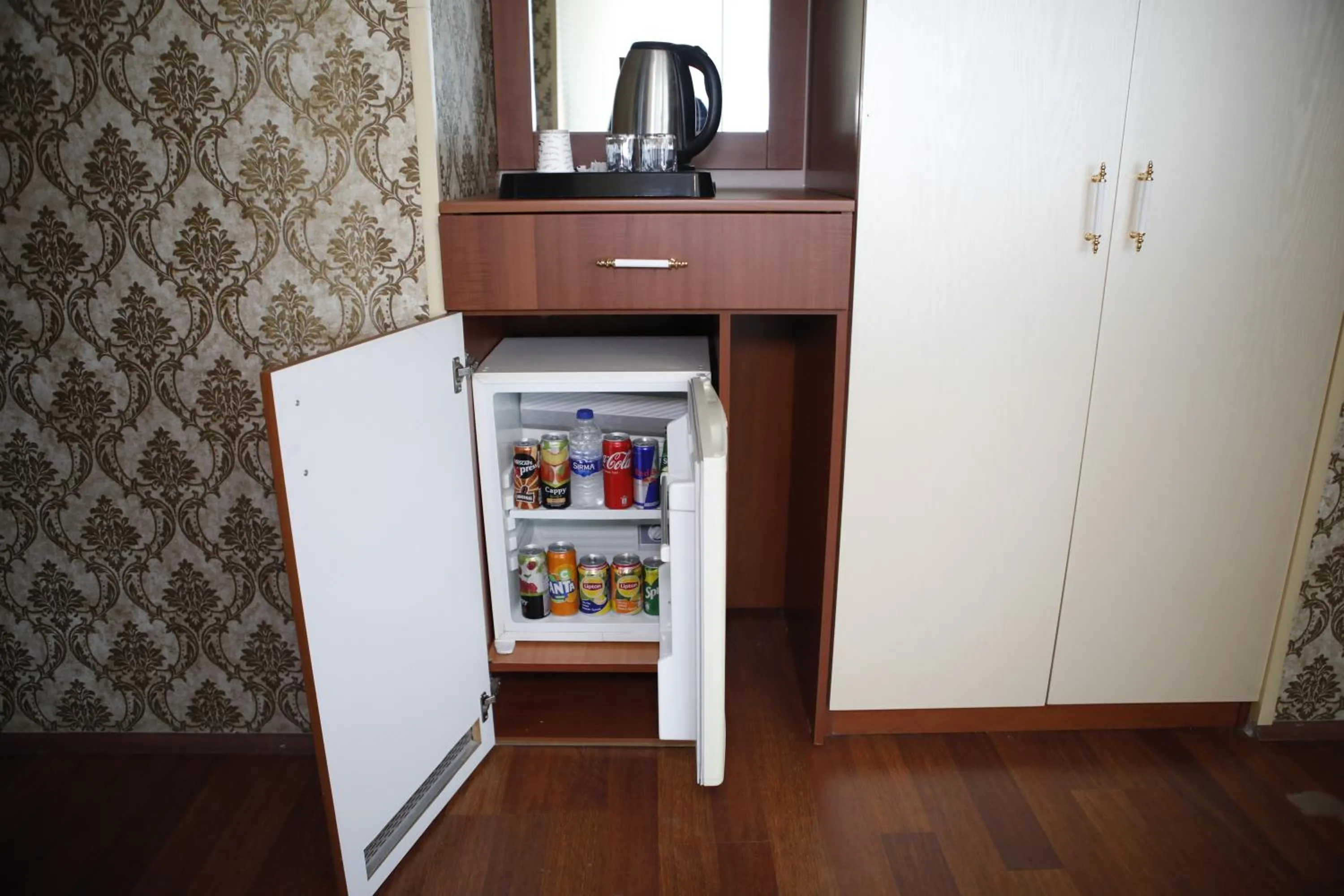 Coffee/tea facilities in Safir Hotels Silivri