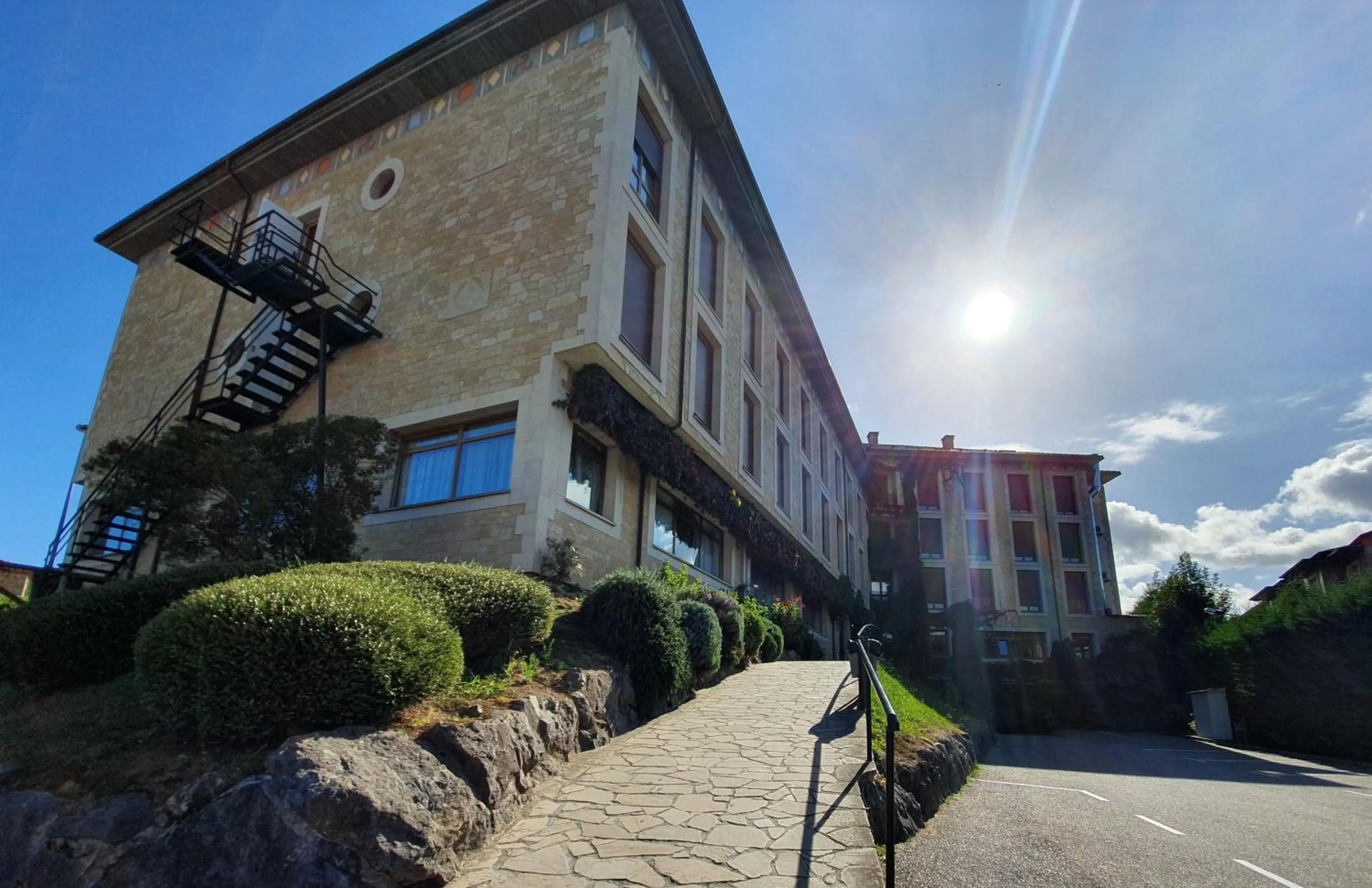 Facade/entrance in Los Acebos Arriondas