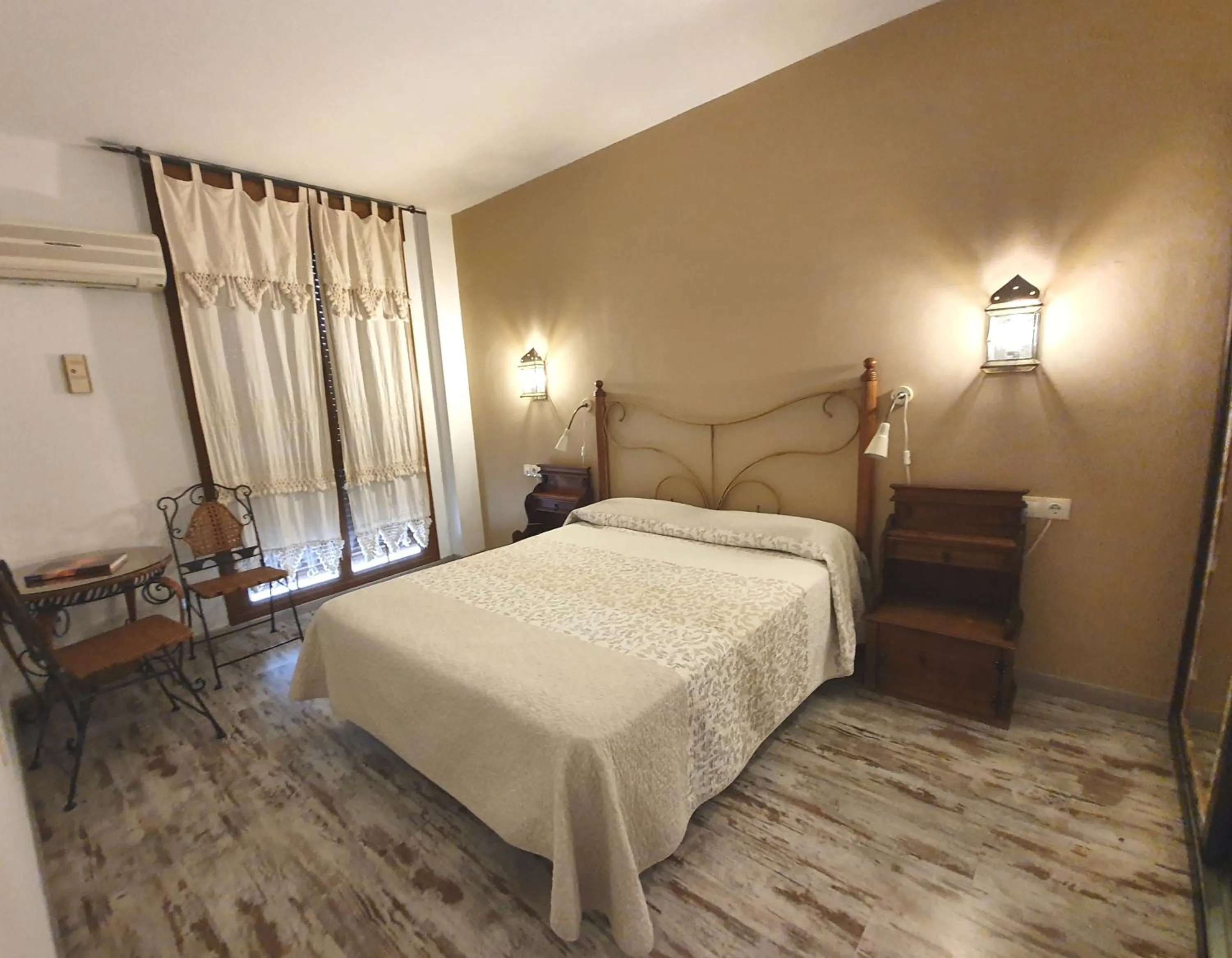 Photo of the whole room in Los Acebos Arriondas