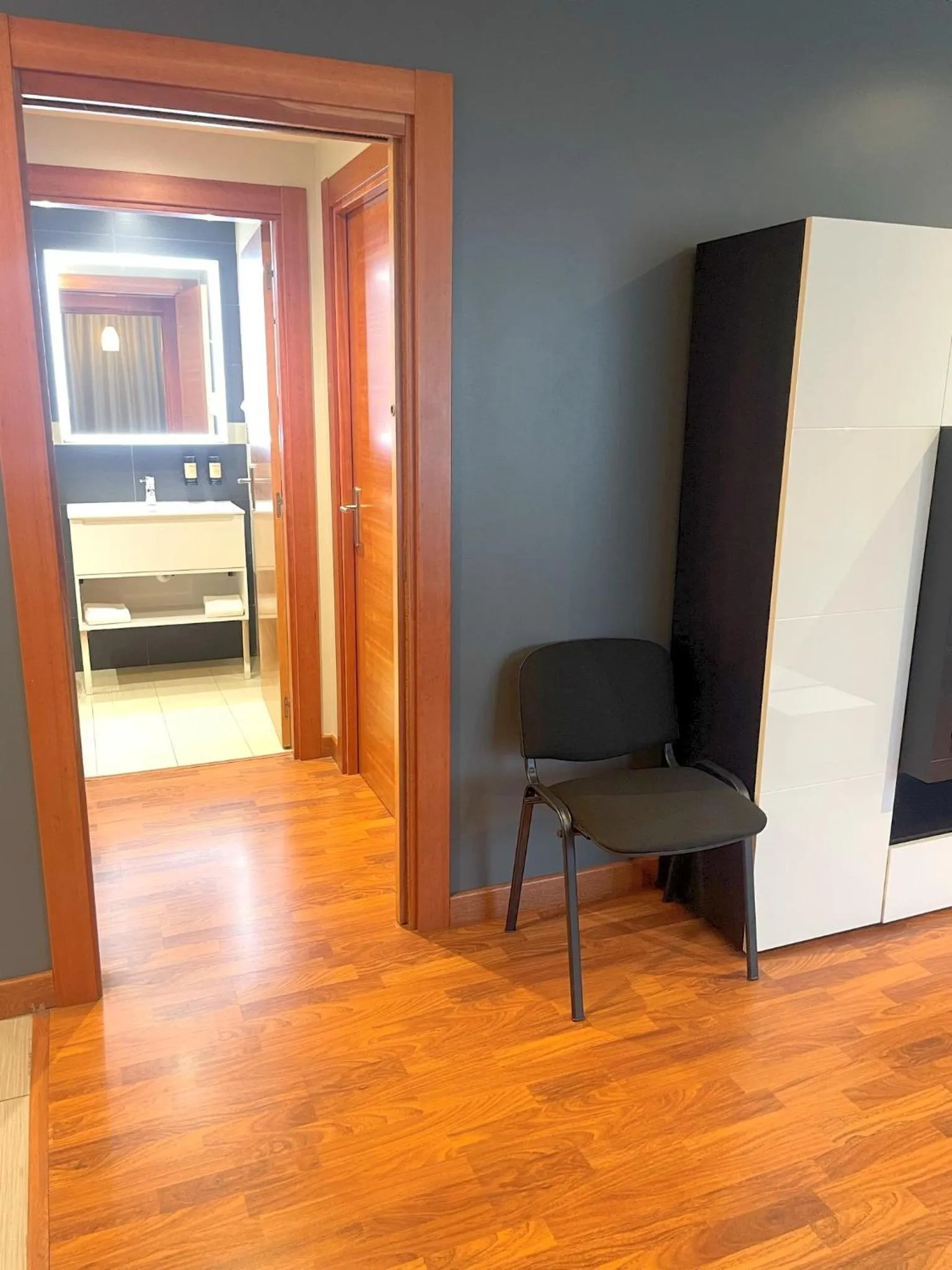 TV and multimedia in Hotel Apartamentos San Fermín Pamplona