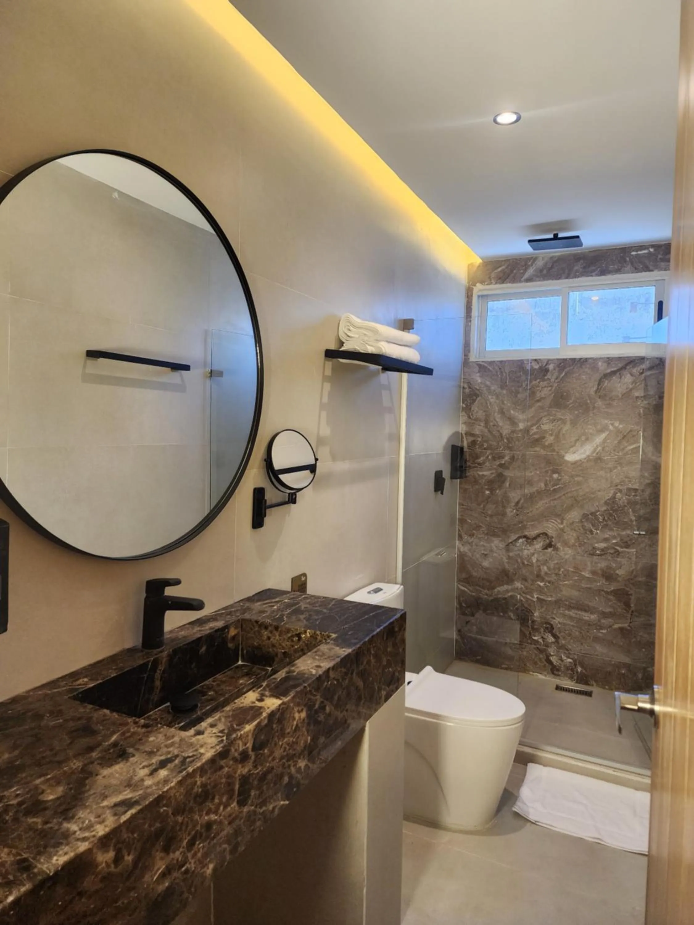 Shower in Hotel y Cabañas Covemar