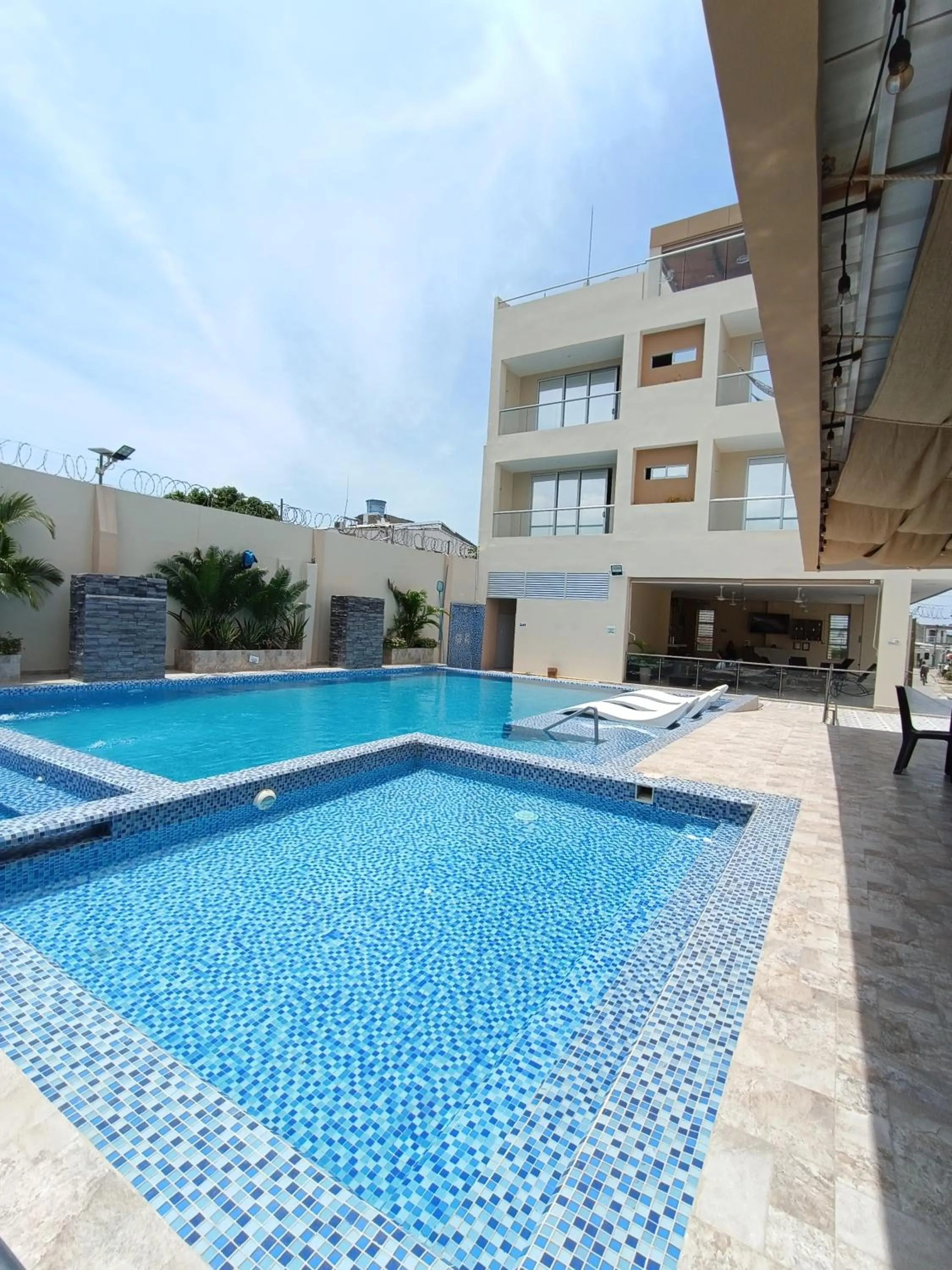 Swimming pool in Hotel y Cabañas Covemar