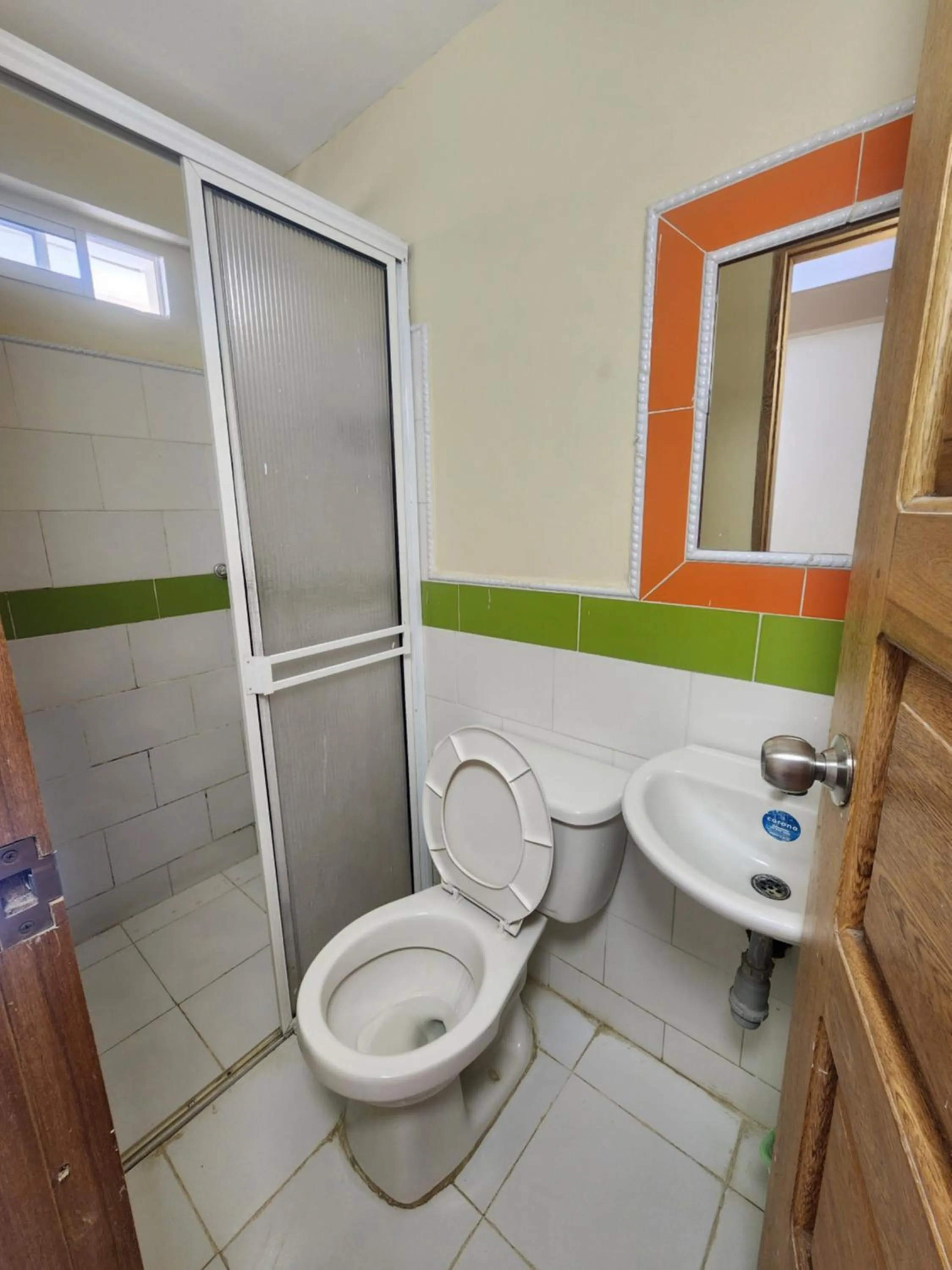 Shower in Hotel y Cabañas Covemar