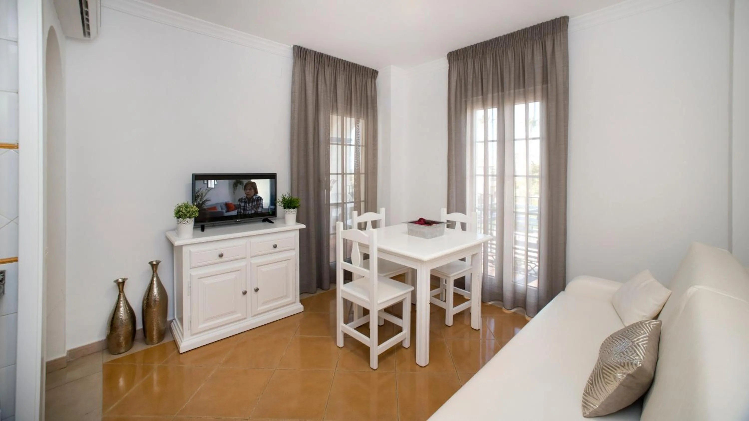 TV and multimedia in Leo San Bruno