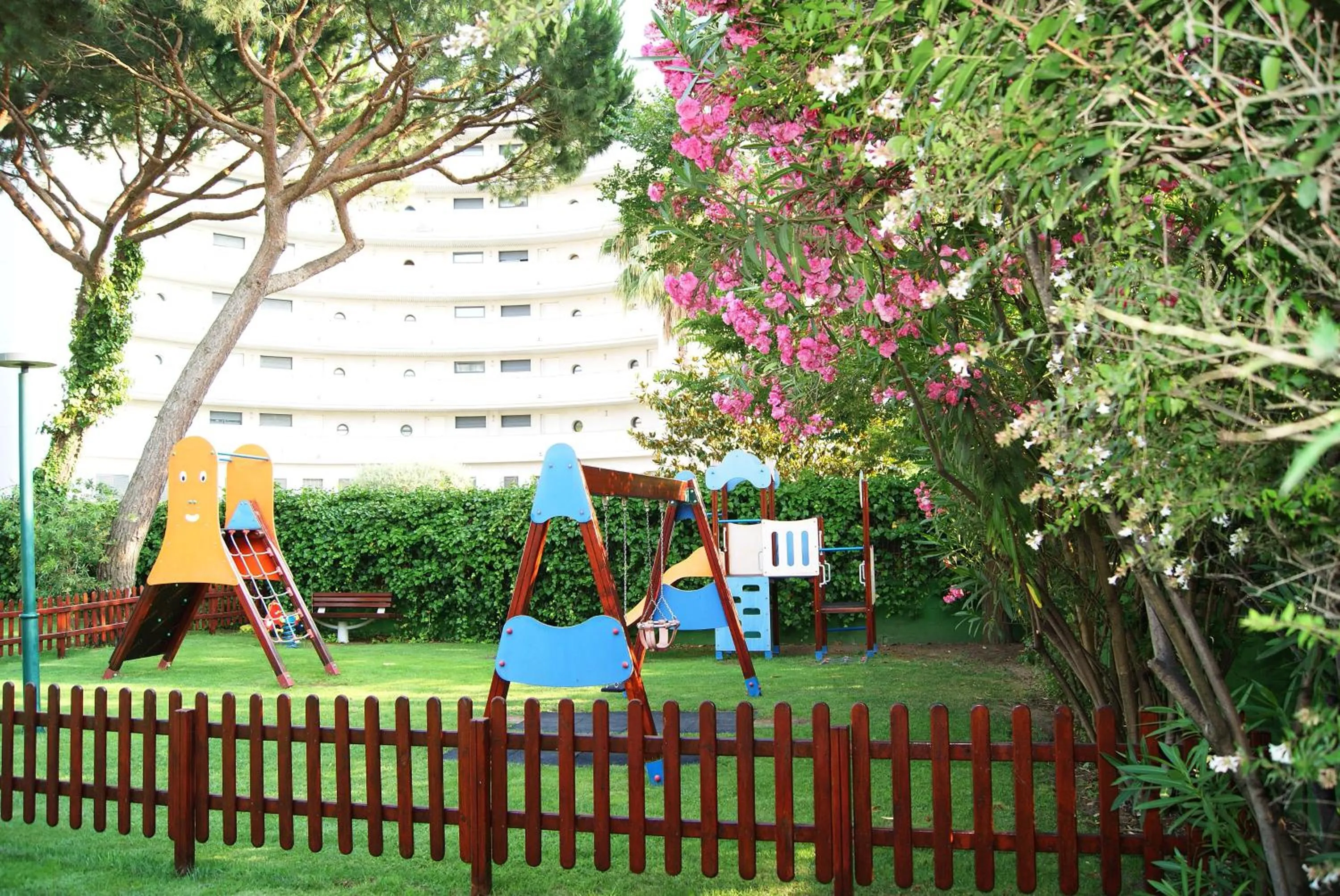 Garden view in Hotel Beverly Park & Spa