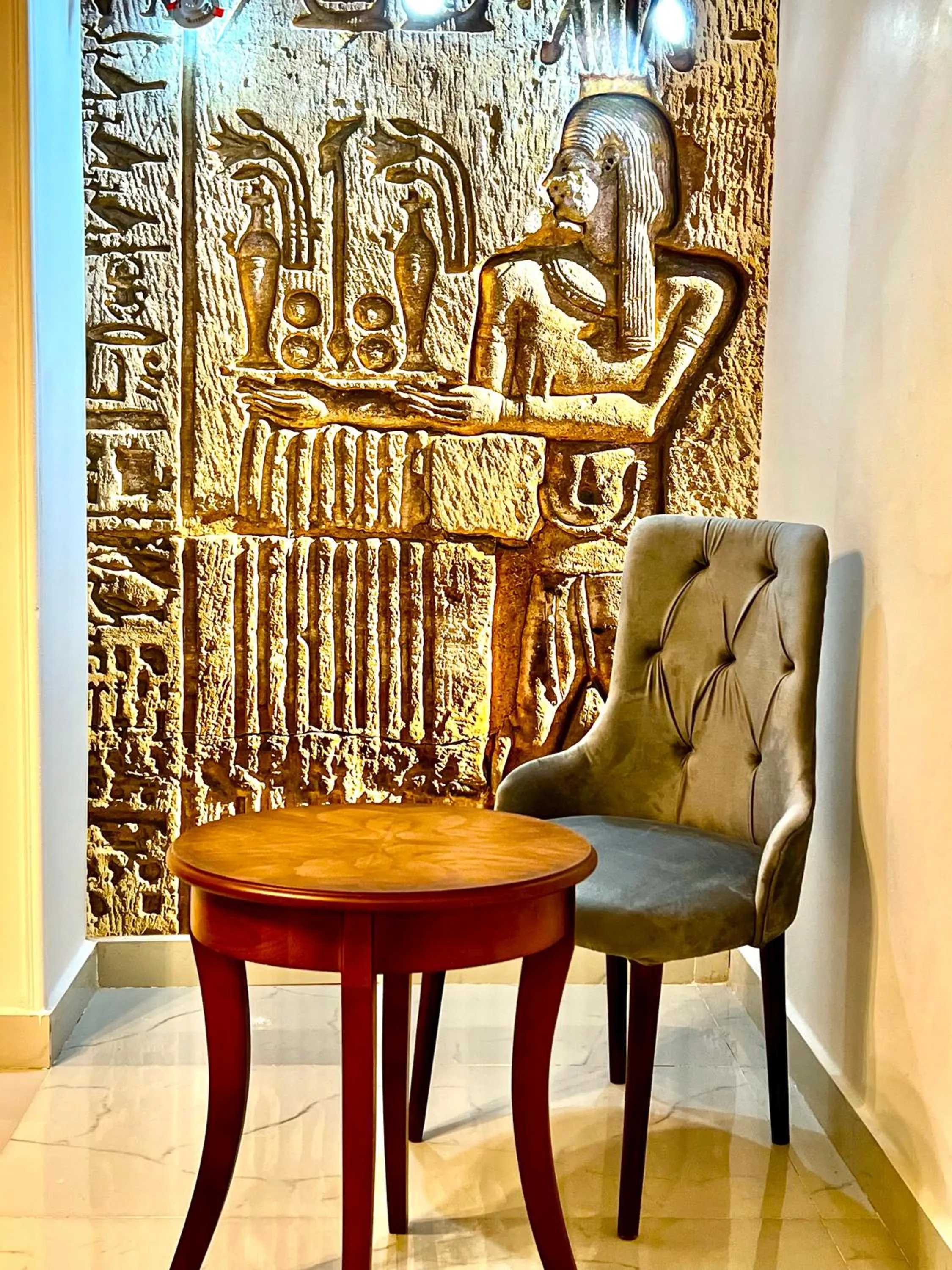 Seating area in New Museum Guest House, Pyramids View