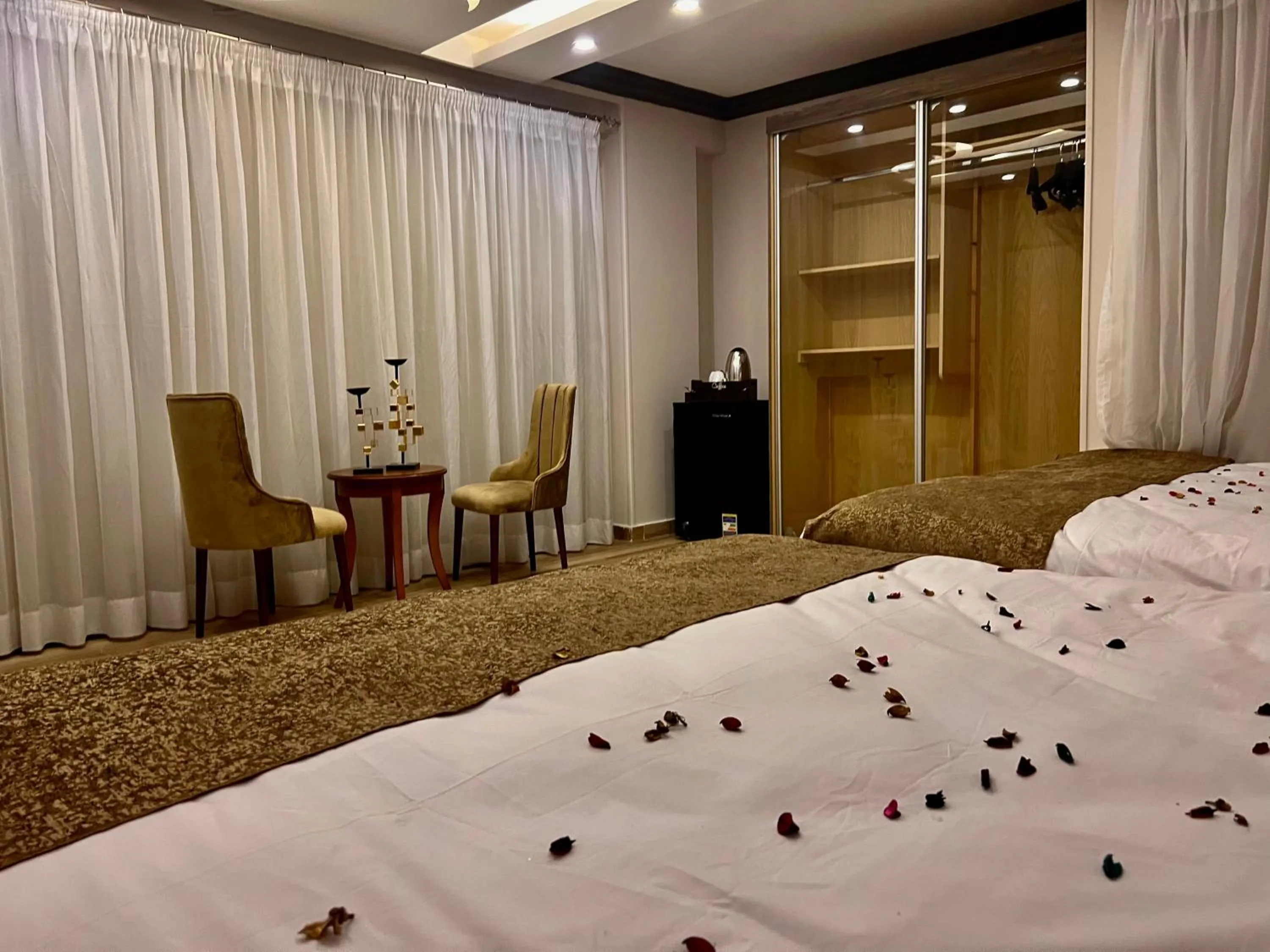 Bedroom, Bed in New Museum Guest House, Pyramids View