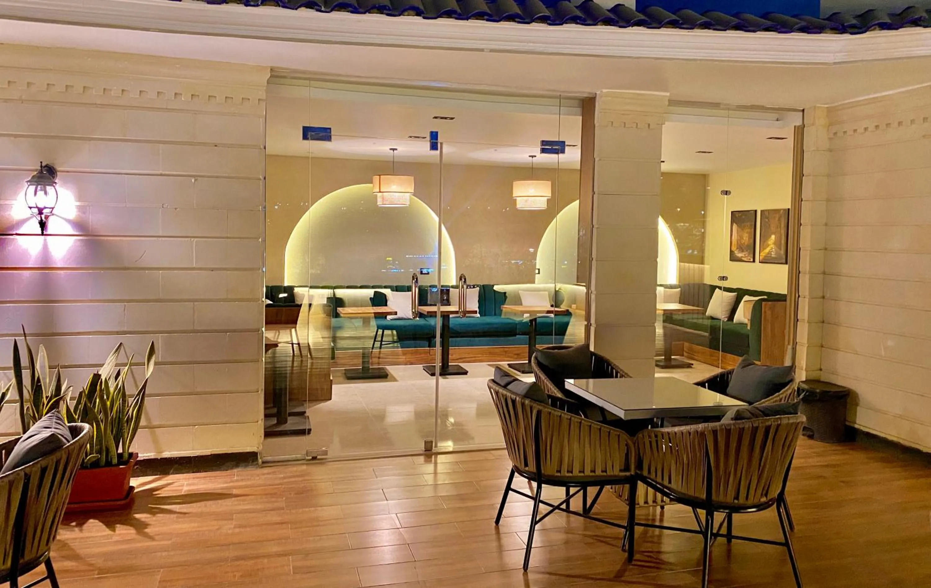 Seating area in New Museum Guest House, Pyramids View