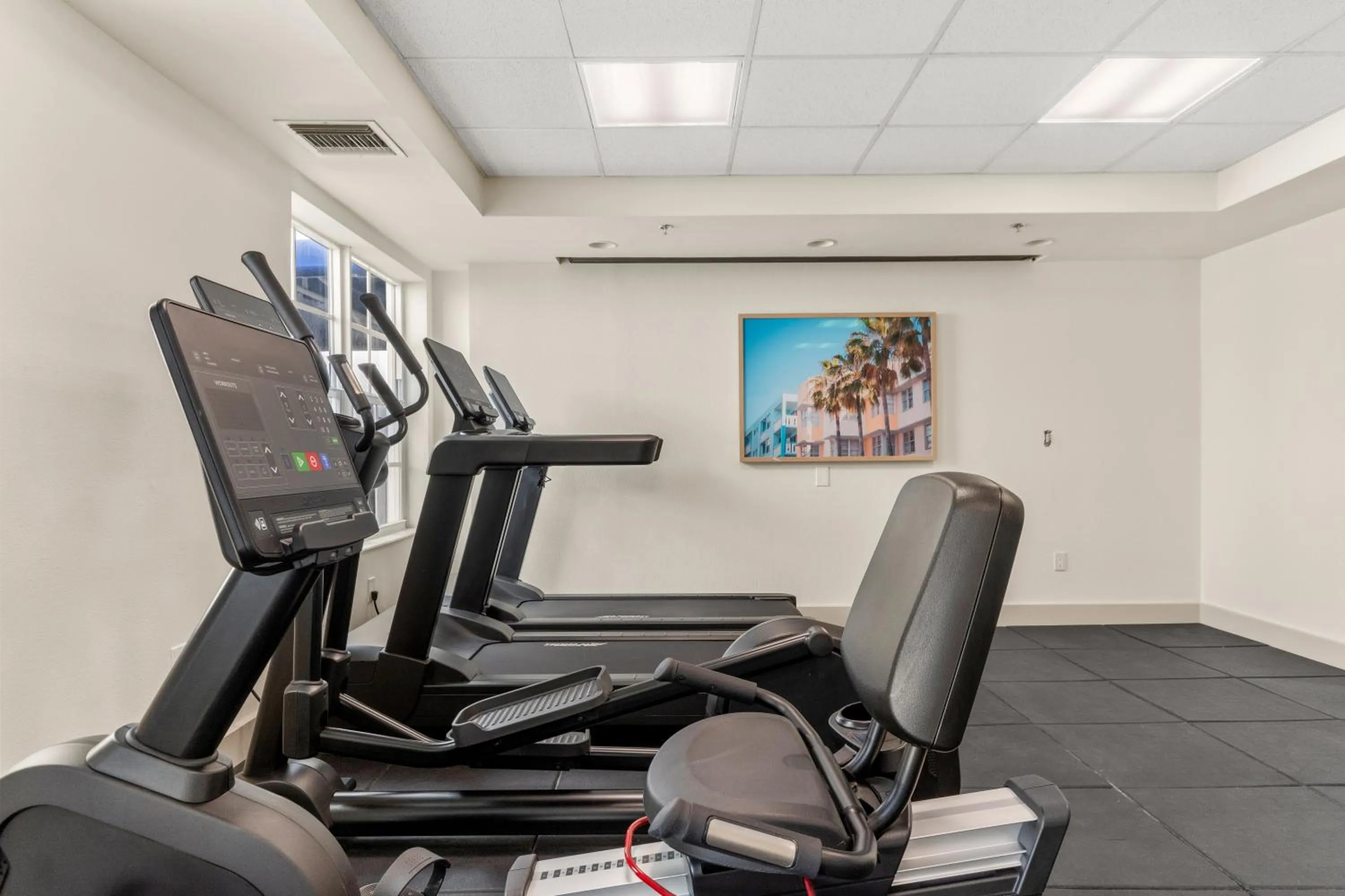 Fitness centre/facilities in Aloha Fridays
