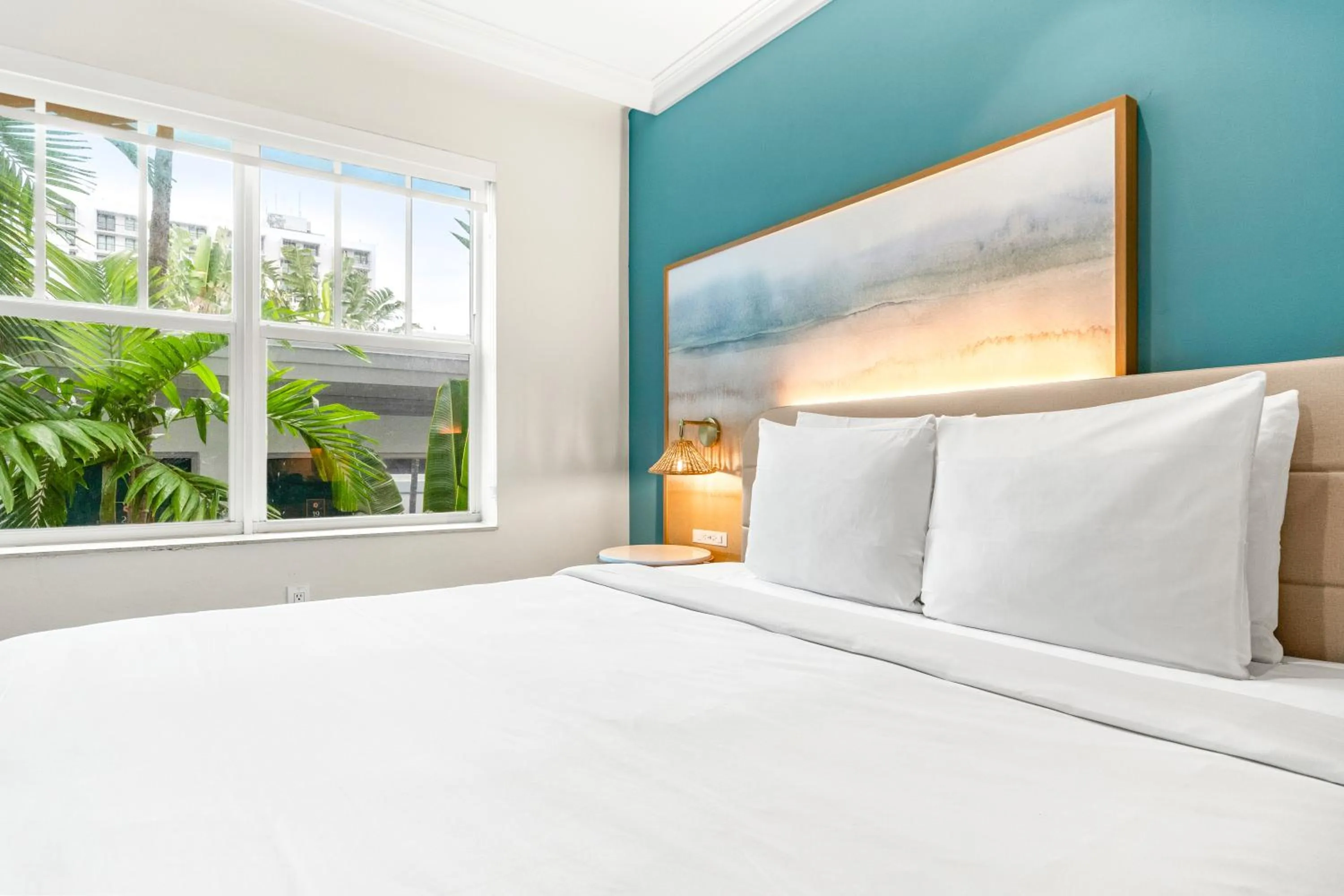 Bed in Aloha Fridays