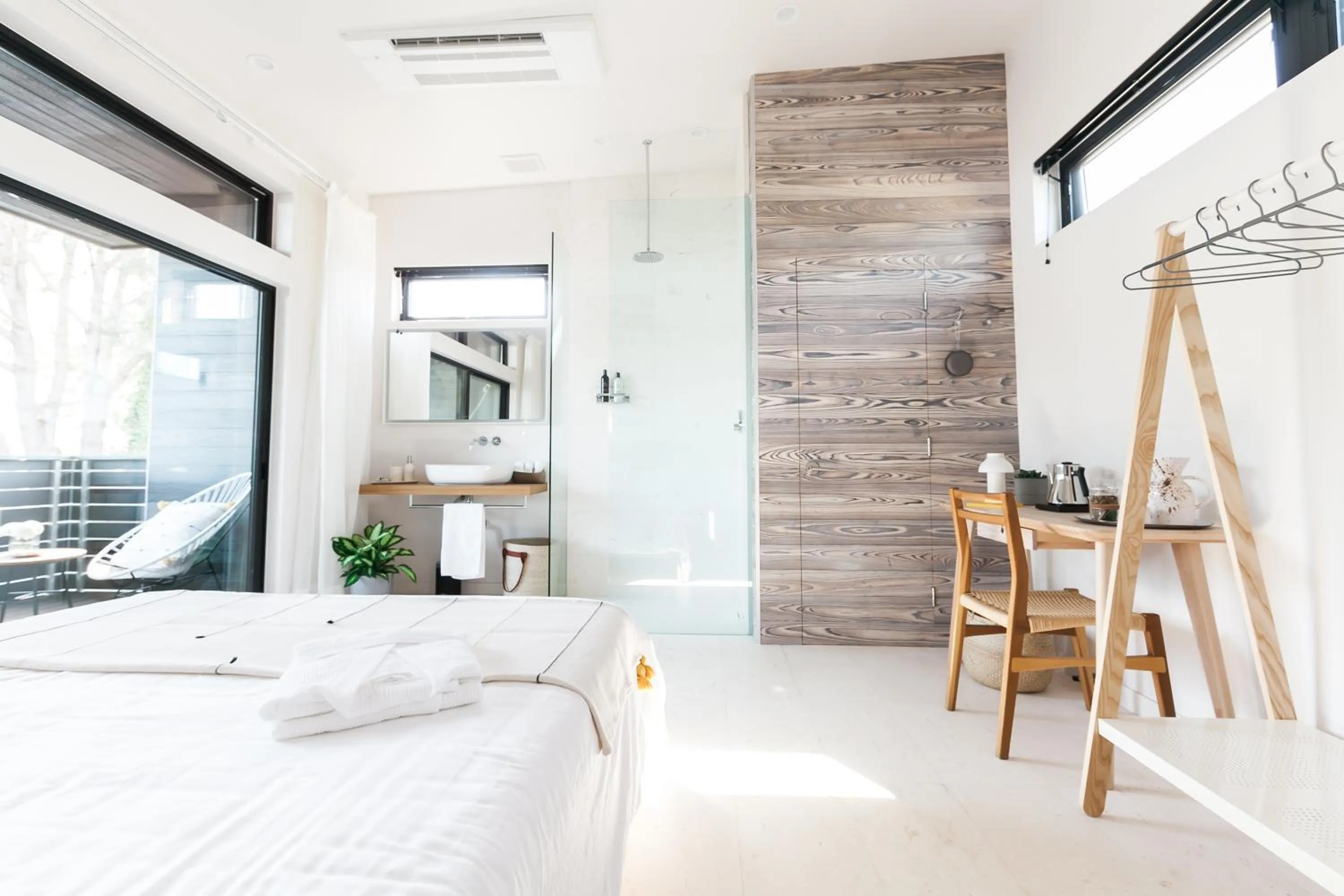 Bed in Twelve Senses Retreat