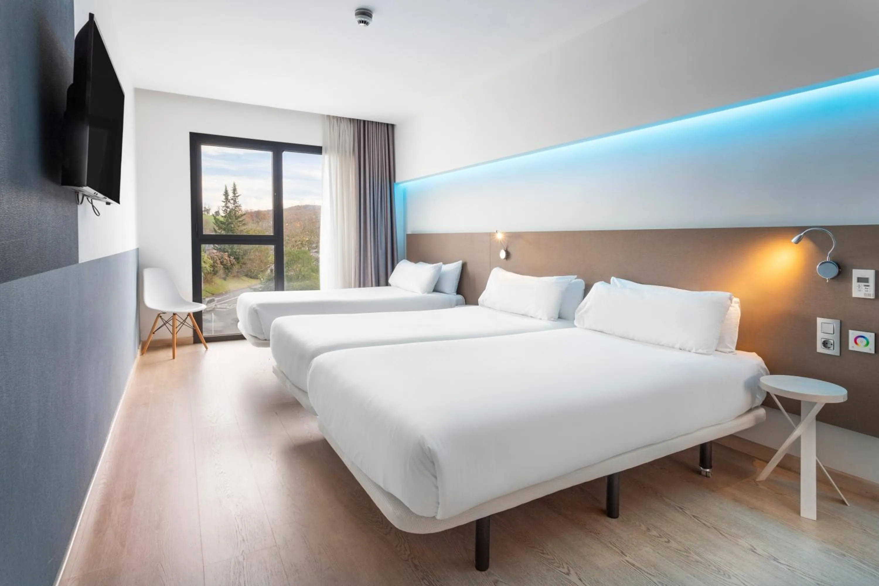 Bed in B&B HOTELS Donostia San Sebastián Aeropuerto