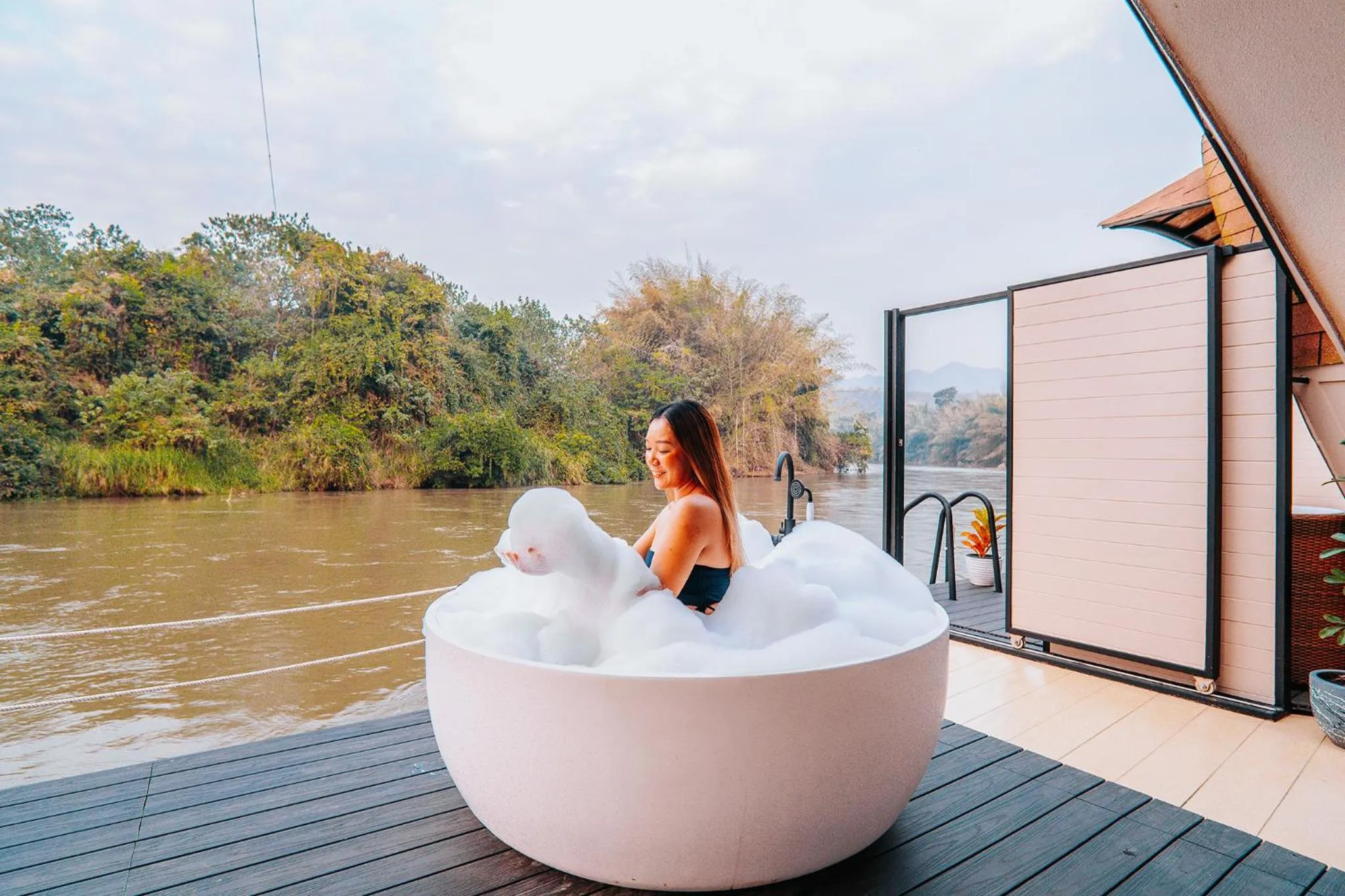 VeeVaree Riverkwai Resort