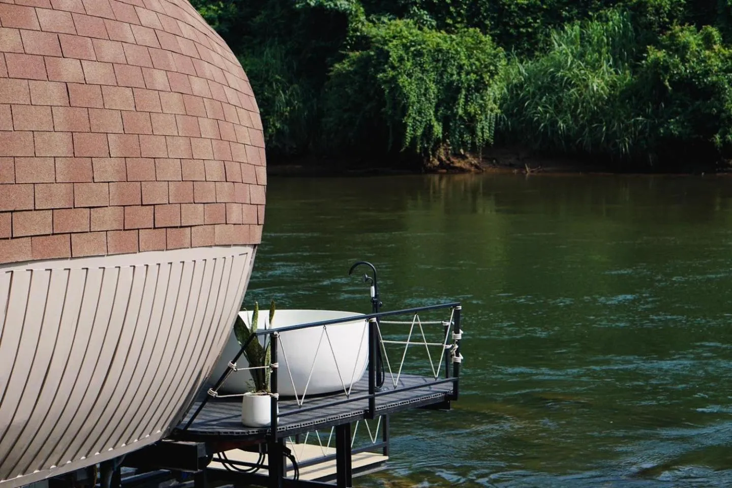 VeeVaree Riverkwai Resort