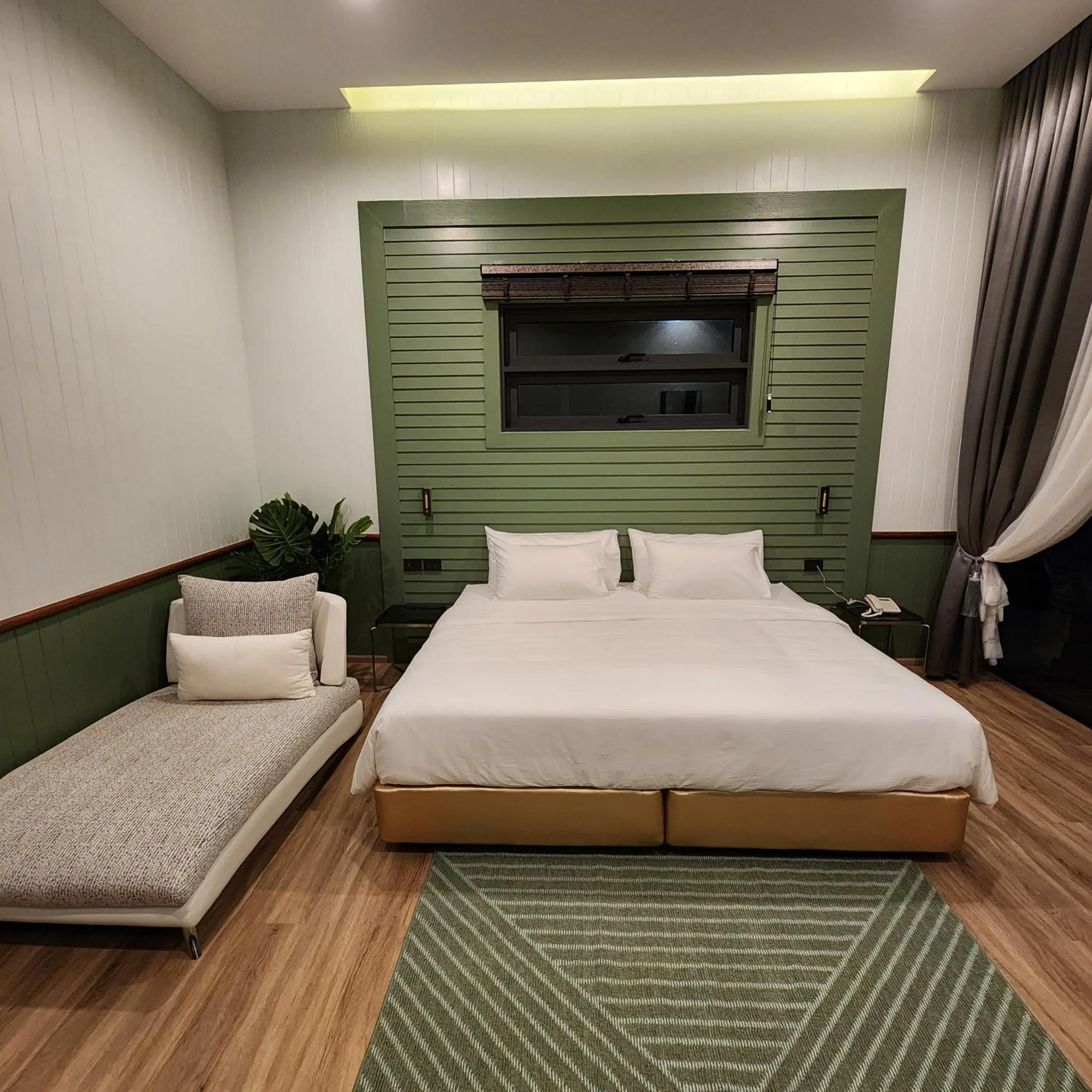 Bed in VeeVaree Riverkwai Resort