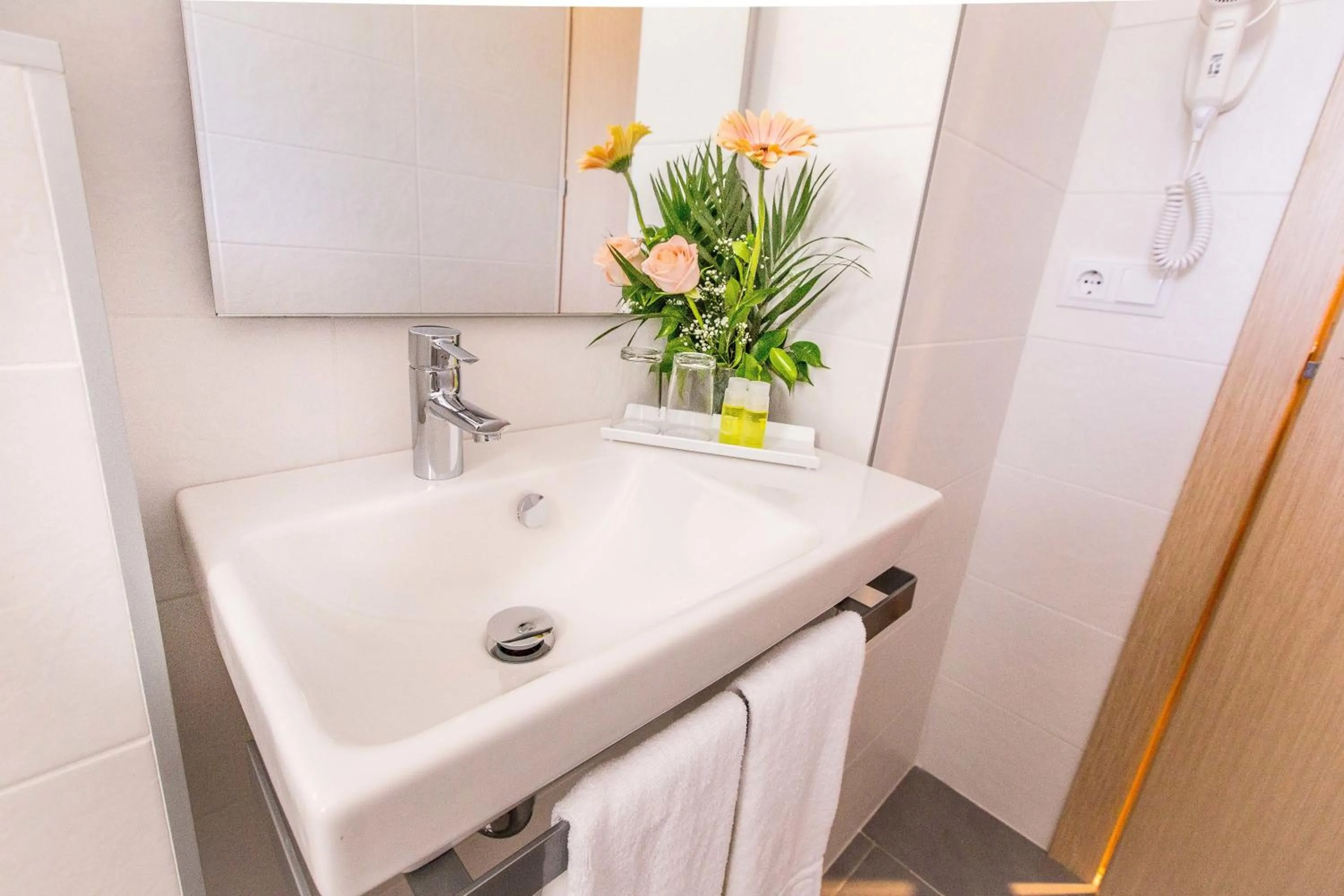 Bathroom in Hotel Playas de Paguera