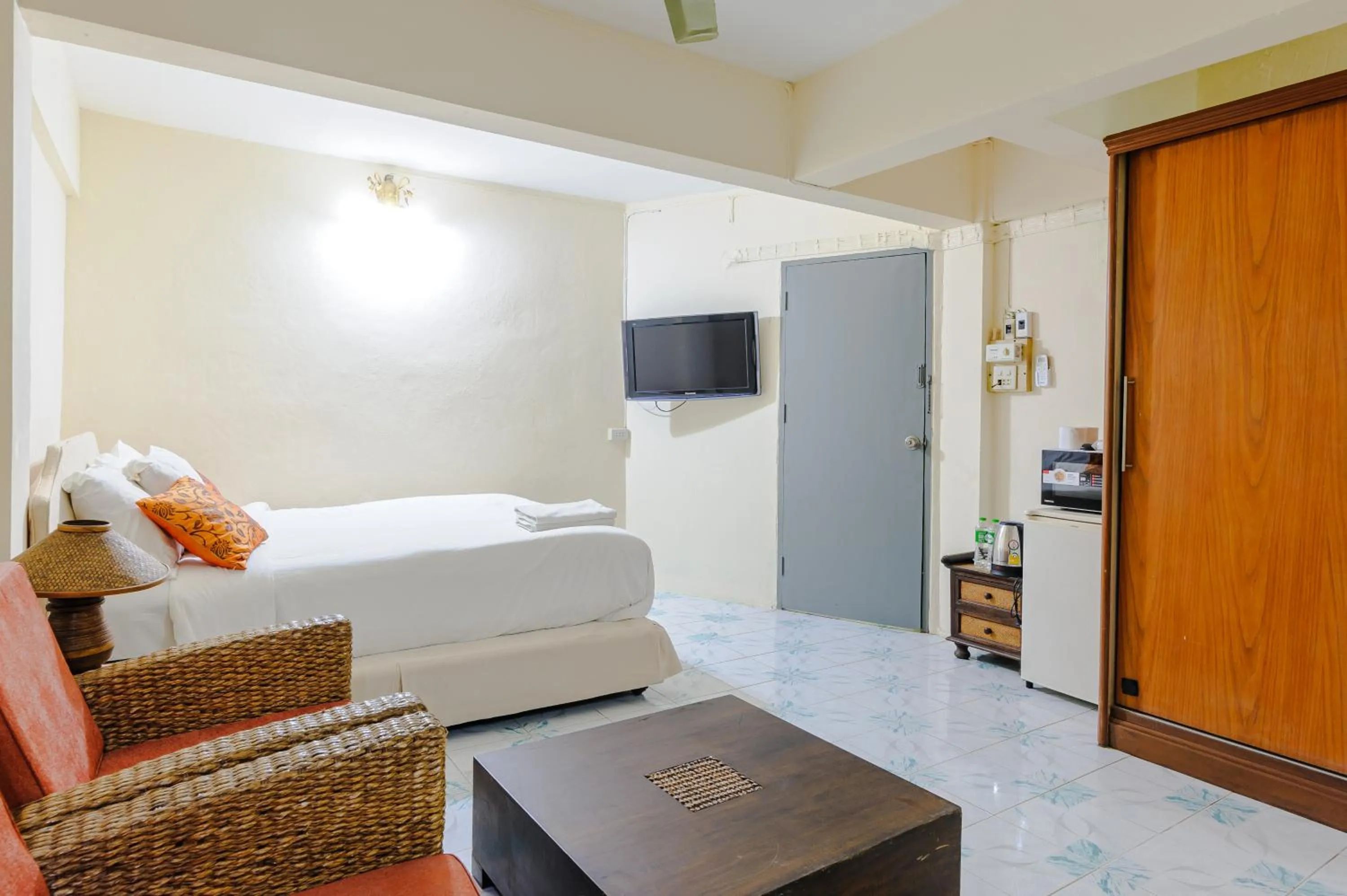 Bed in High5 Guesthouse