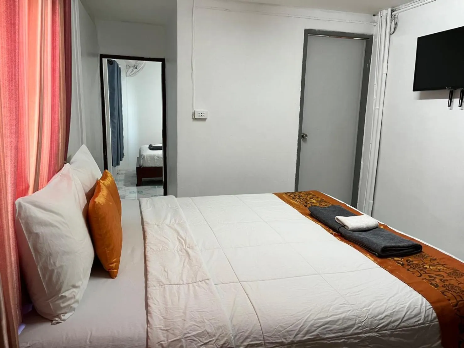 Bed in High5 Guesthouse