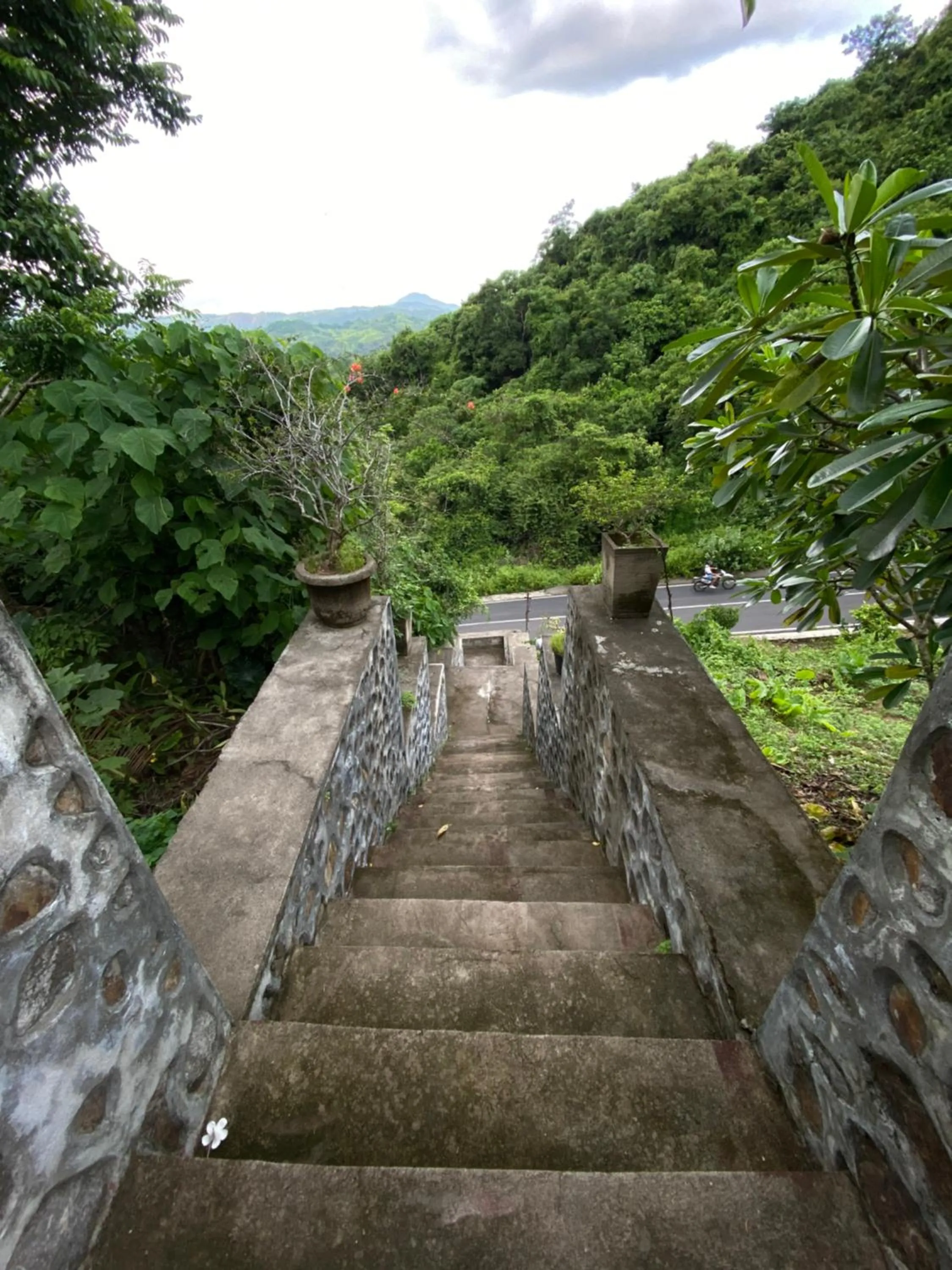 Ara Artati Lombok bungalows and Restaurant
