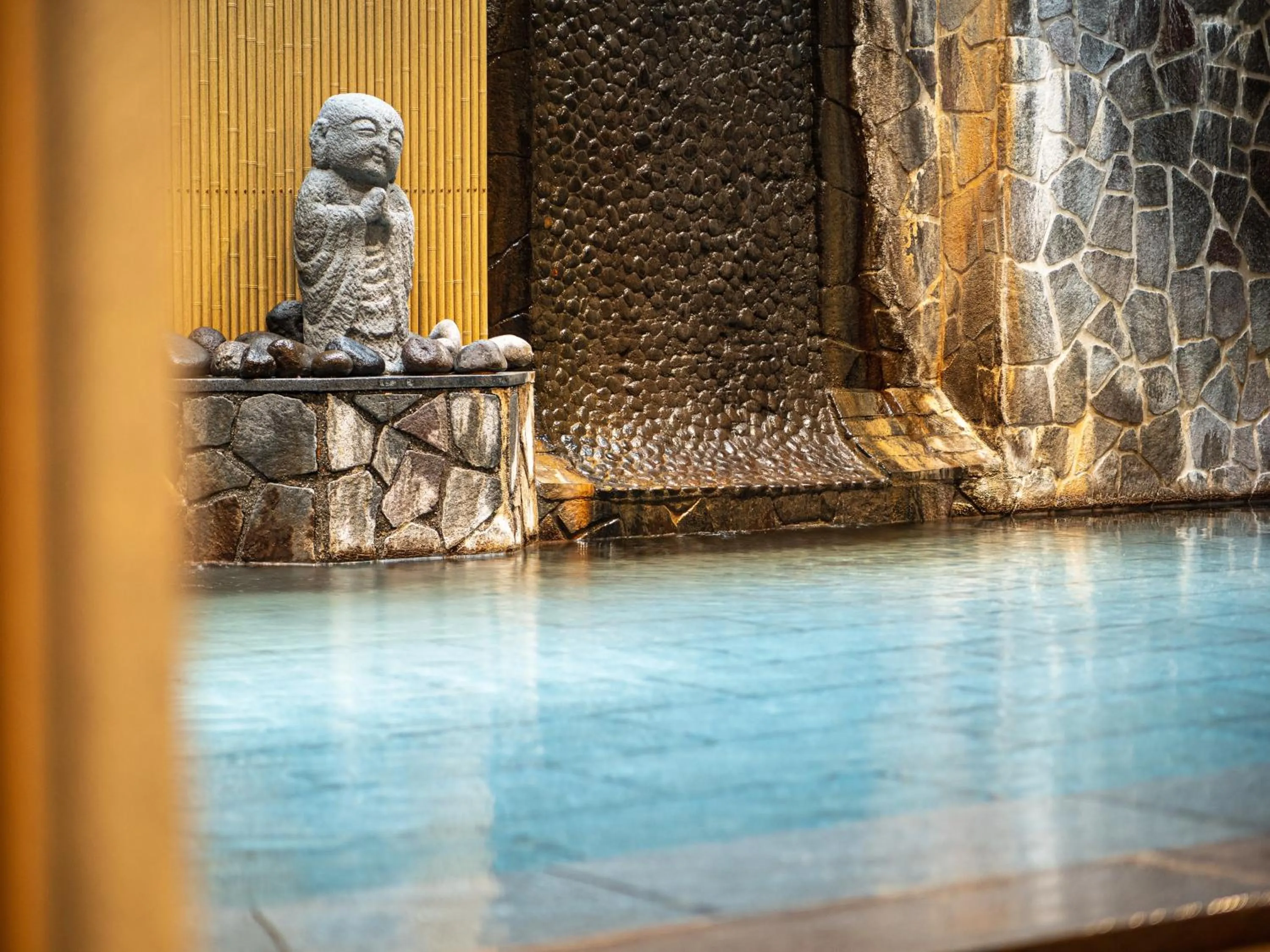 Hot Spring Bath in Yukyo no Hibiki Yusai