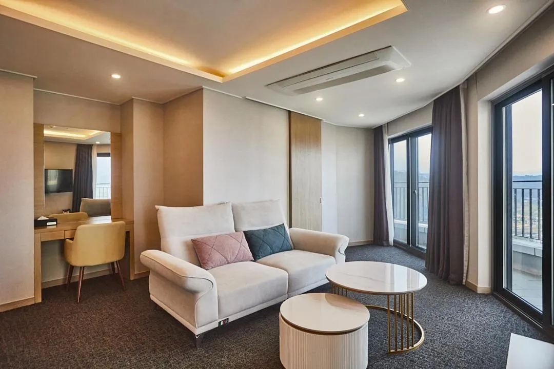 Chuncheon Eston Hotel