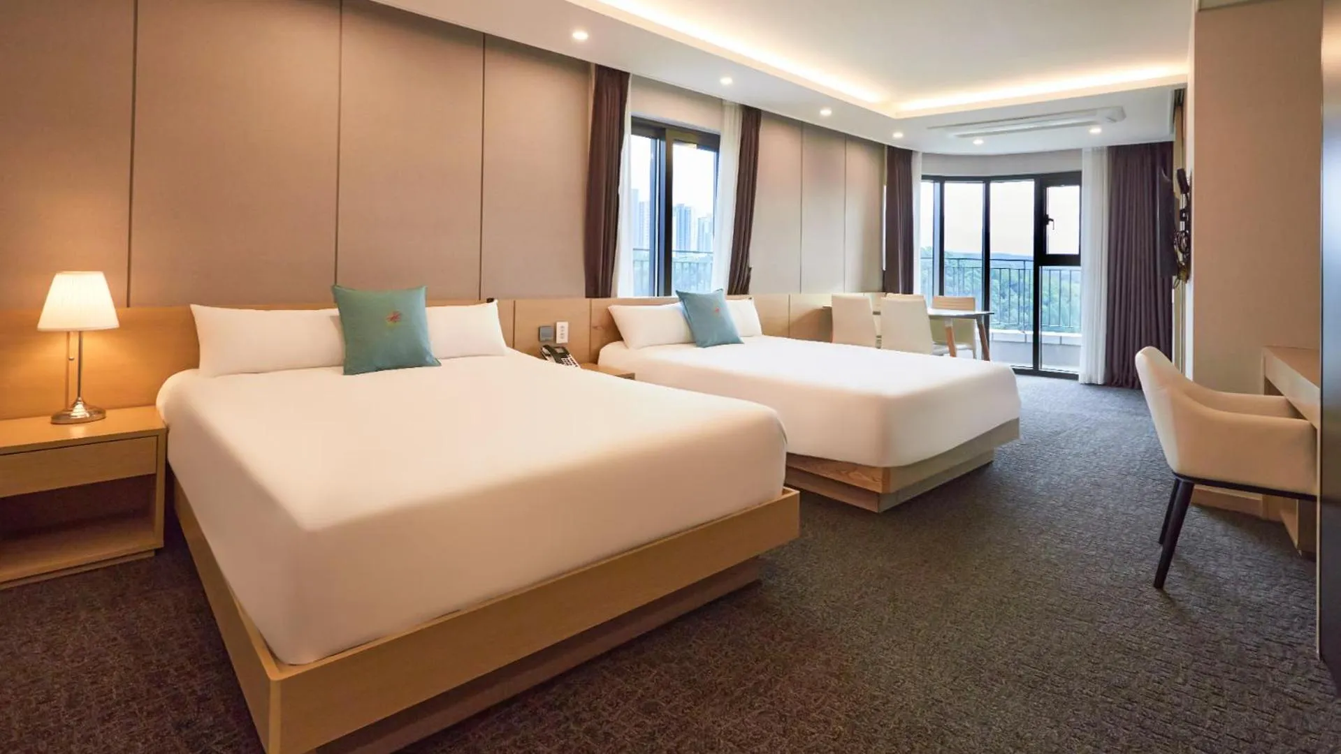 Bed in Chuncheon Eston Hotel