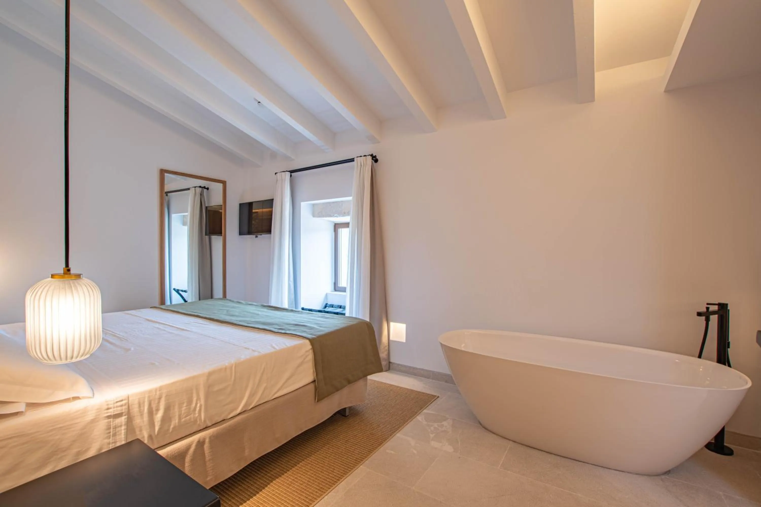 Bed in Fincahotel Treurer - Olive Grove & Grand House - Adults Only