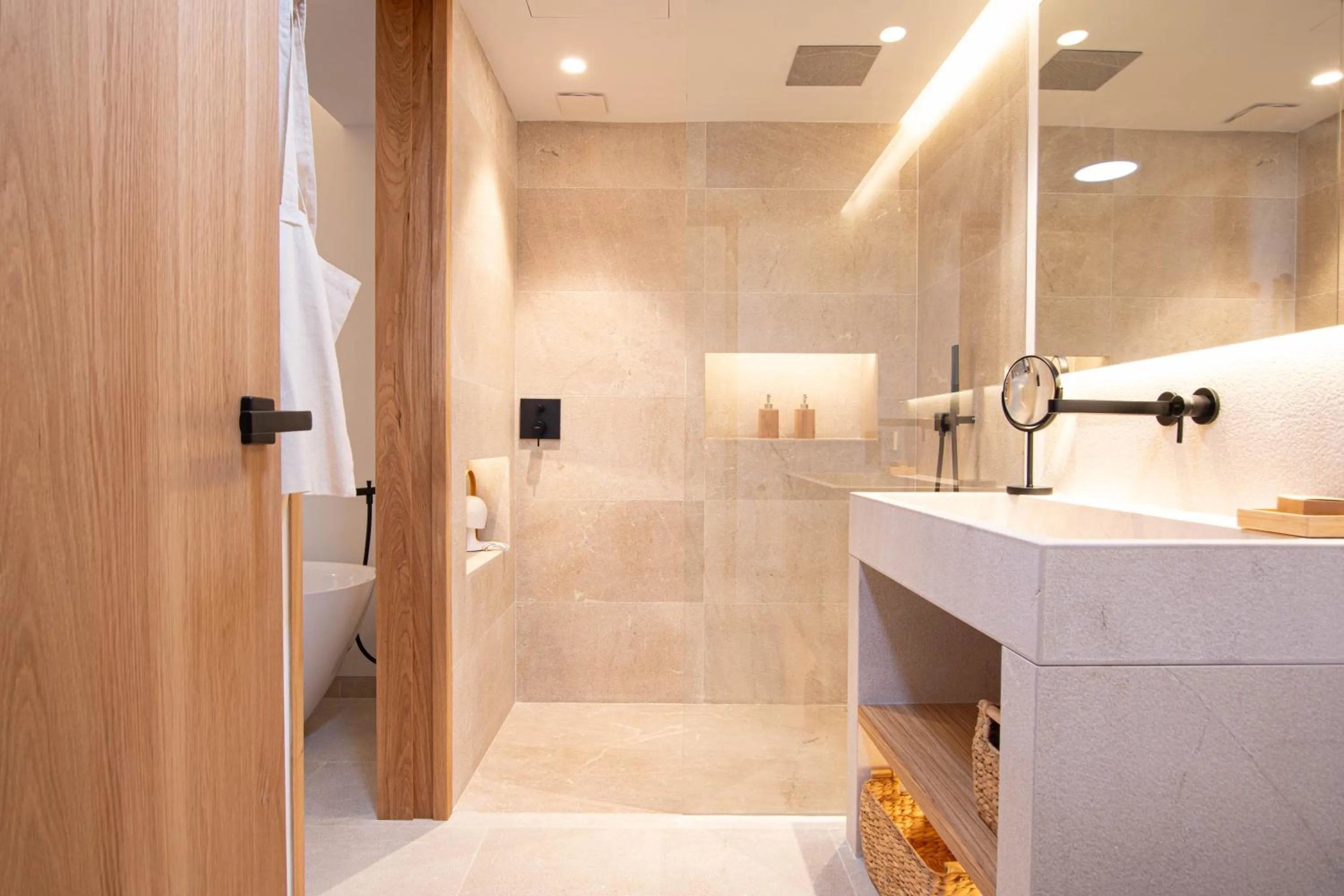 Shower in Fincahotel Treurer - Olive Grove & Grand House - Adults Only