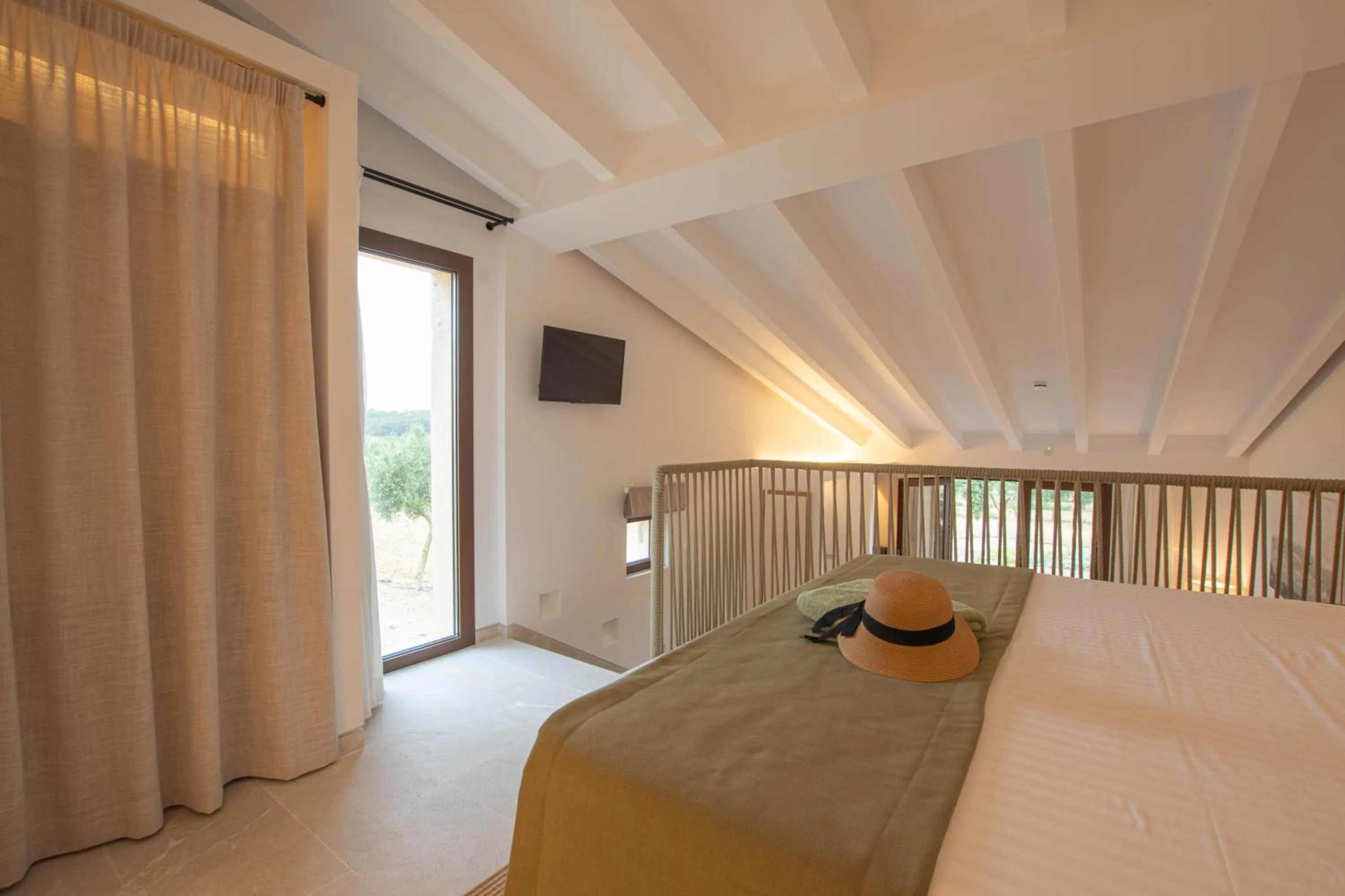 Bed in Fincahotel Treurer - Olive Grove & Grand House - Adults Only