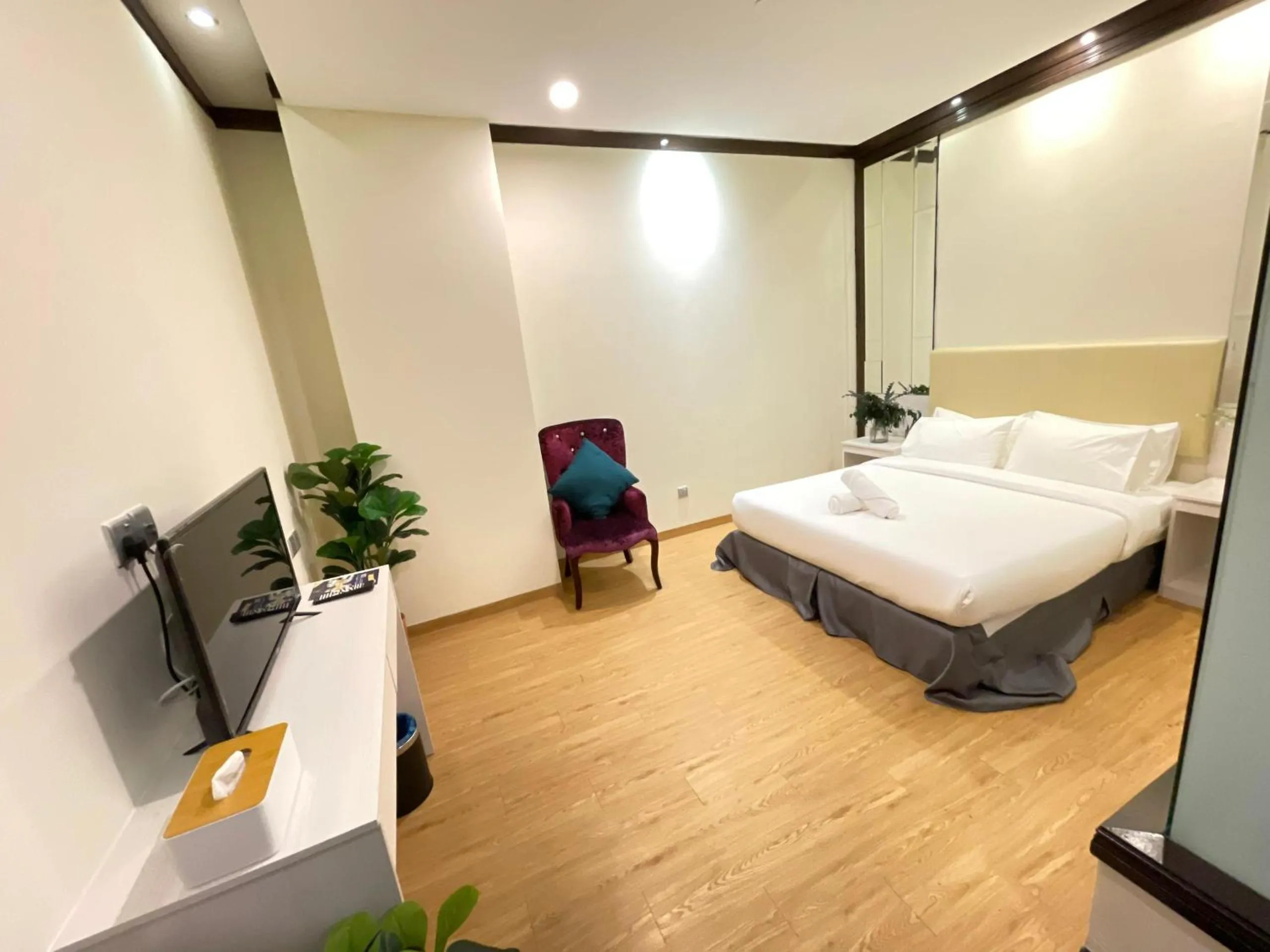 Bedroom, Bed in Kingston Hotel - Jalan Tuanku Abdul Rahman