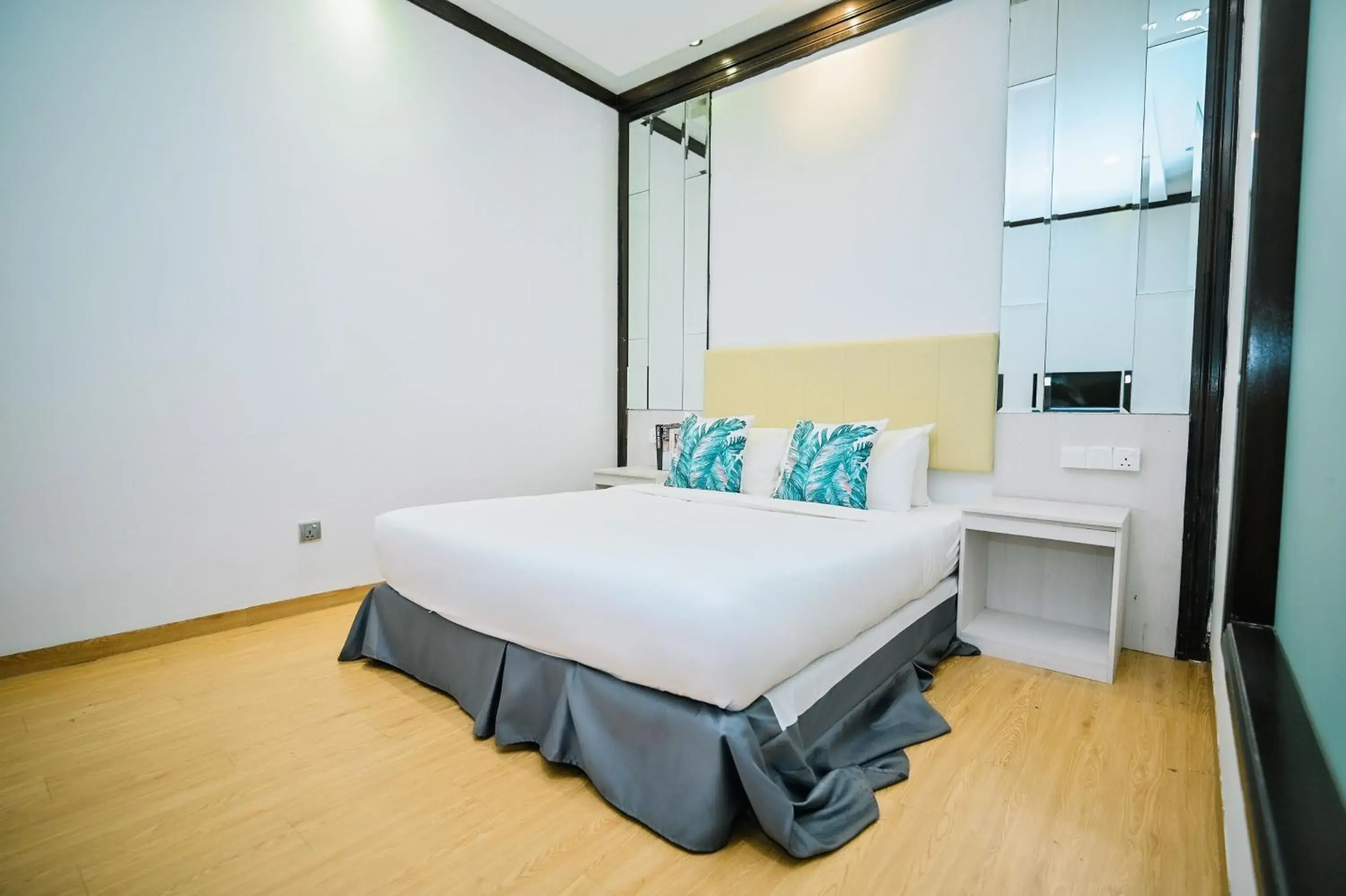 Standard Queen Bed in Kingston Hotel 5 - Chow Kit Standard Queen Bed in Kingston Hotel 5 - Chow Kit