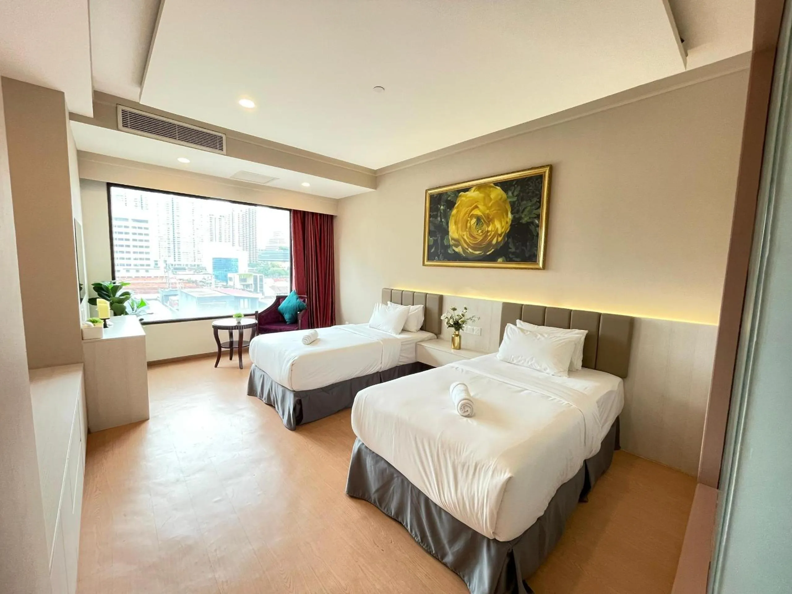 Bedroom, Bed in Kingston Hotel - Jalan Tuanku Abdul Rahman