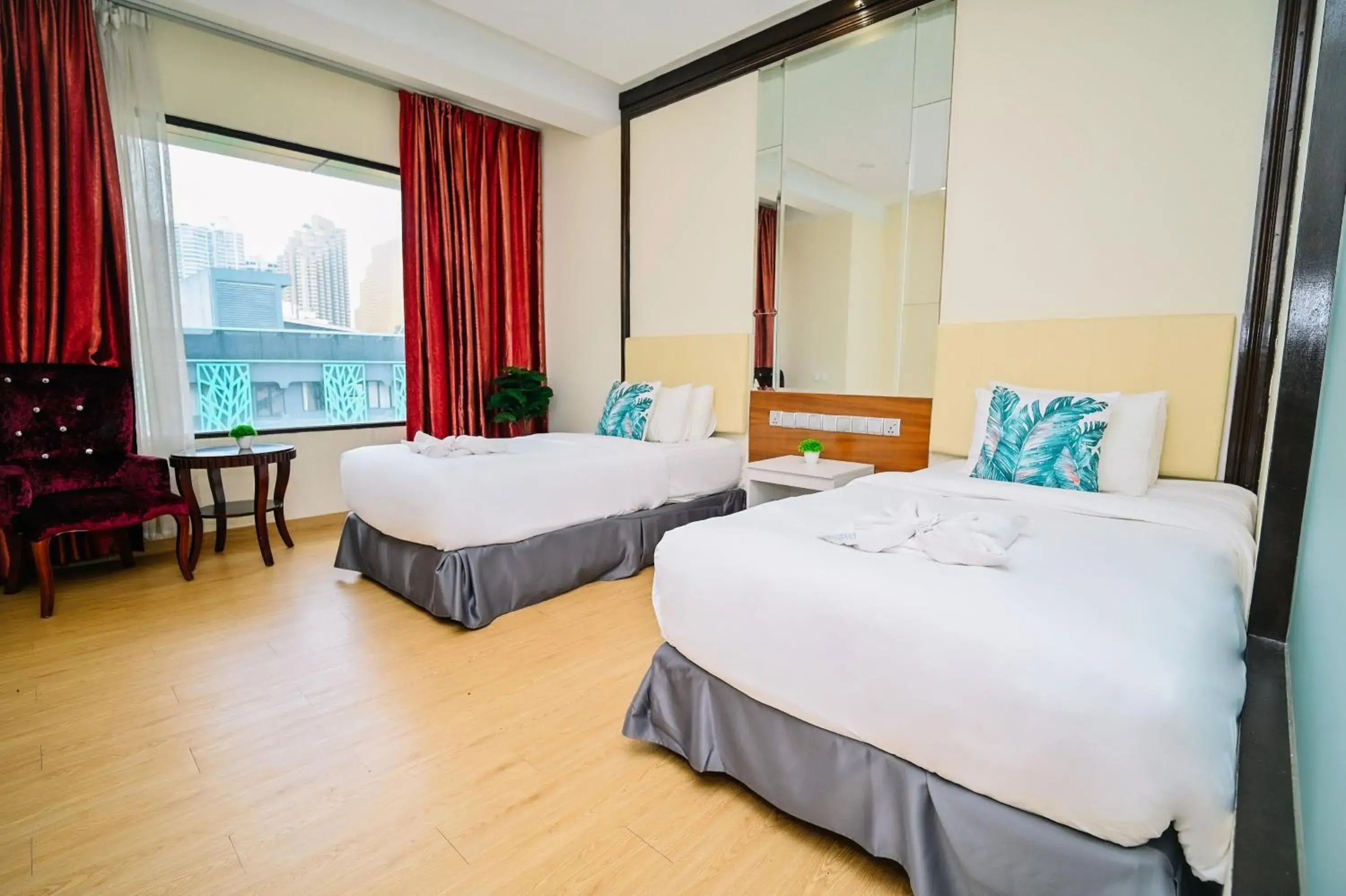 Deluxe Twin Bed, City View in Kingston Hotel 5 - Chow Kit Deluxe Twin Bed, City View in Kingston Hotel 5 - Chow Kit