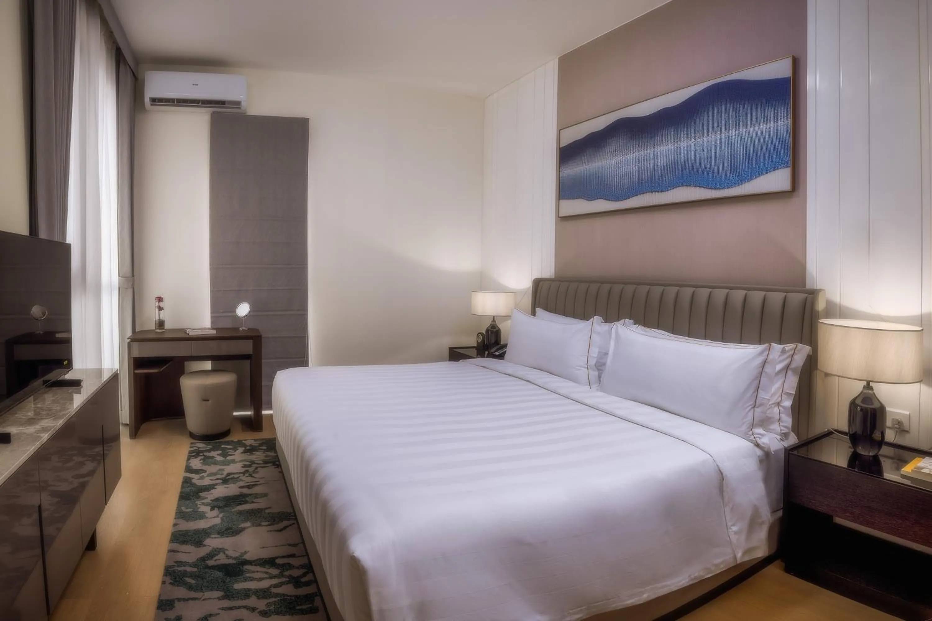 Bed in Pan Pacific Serviced Suites Nairobi