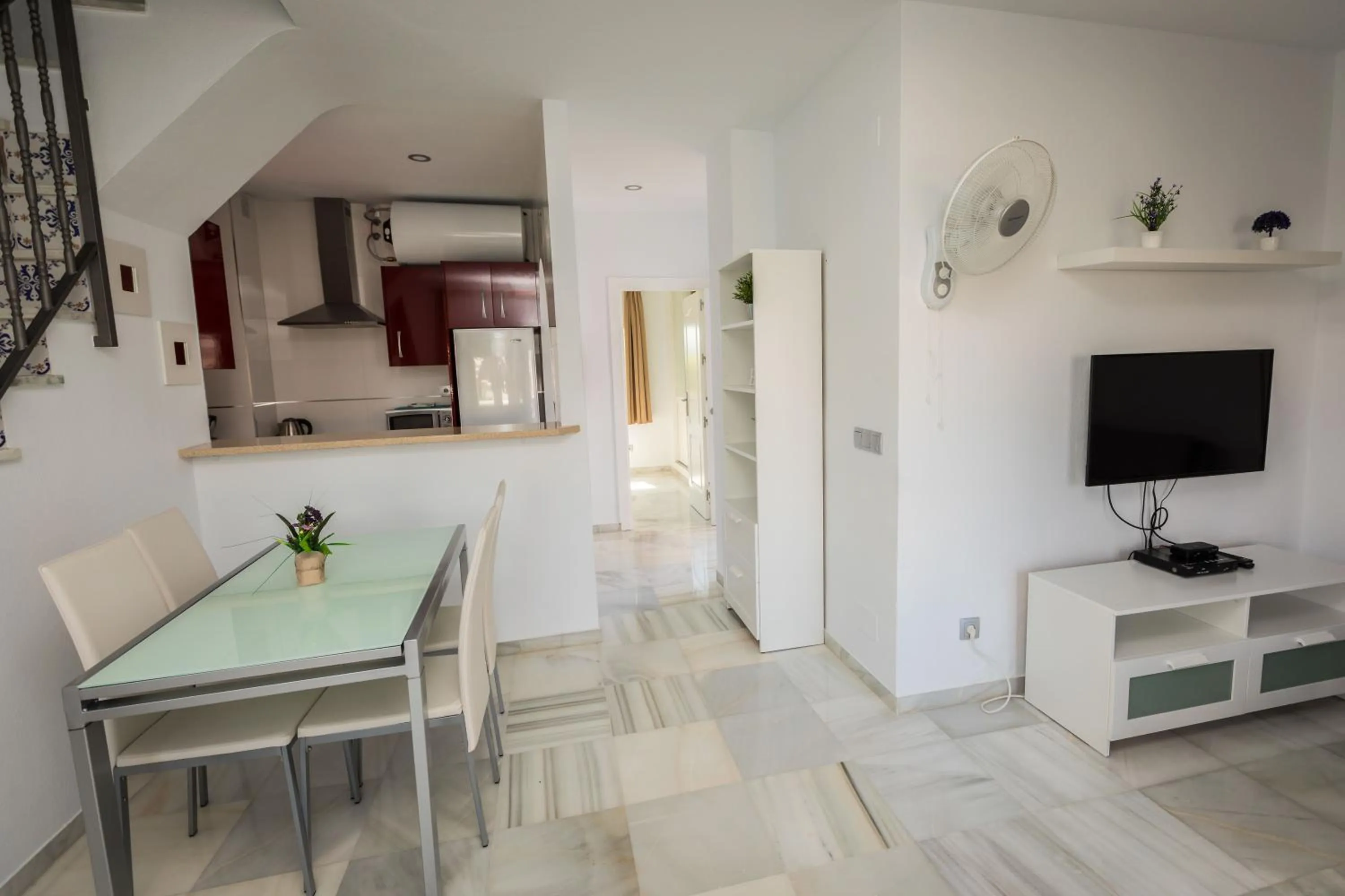 Dining area in Apartamentos Las Rosas de Capistrano