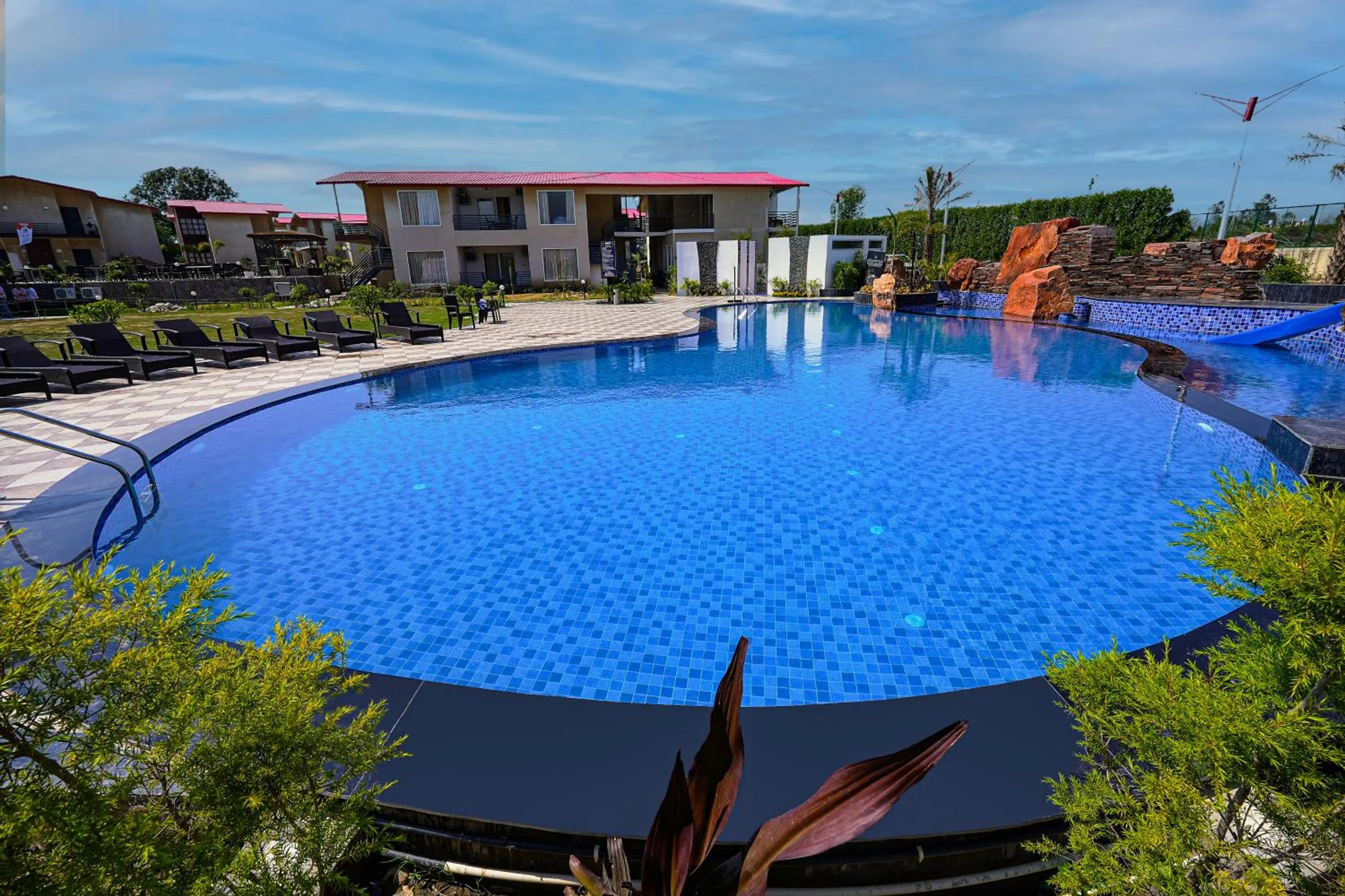 Swimming pool in ANANTUM GATEWAY RESORTS