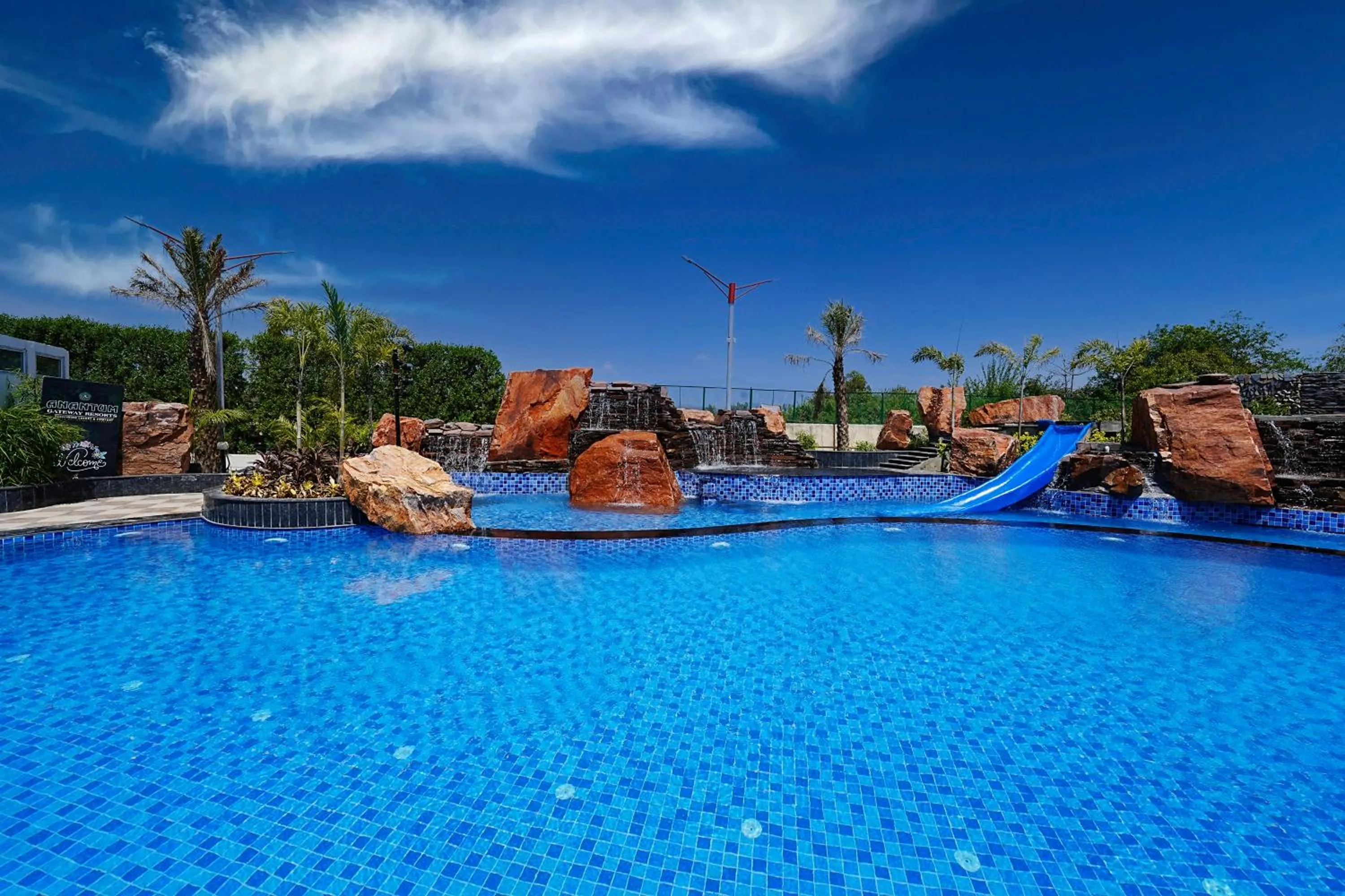 Swimming pool in ANANTUM GATEWAY RESORTS