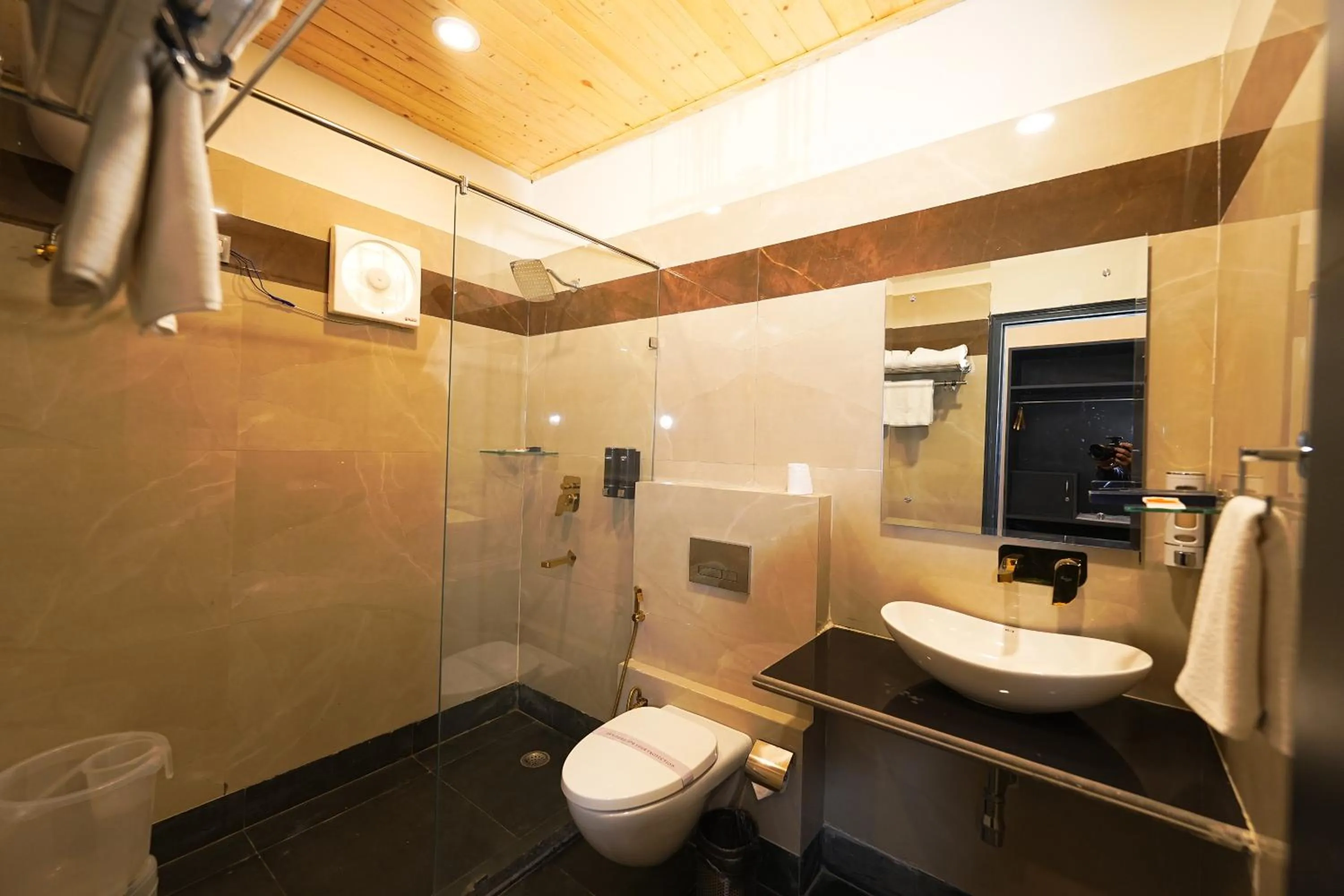 Bathroom in ANANTUM GATEWAY RESORTS