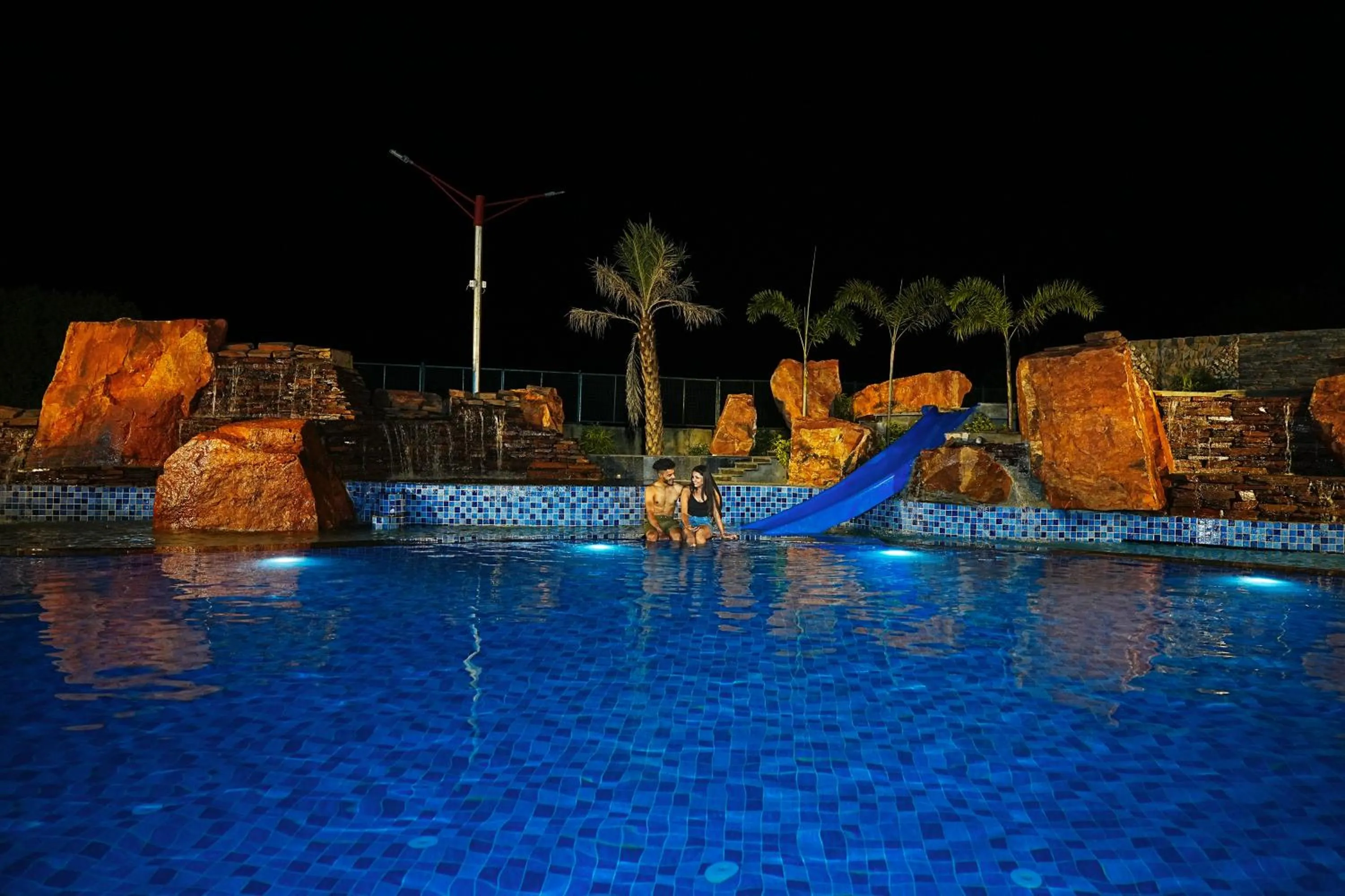 Swimming pool in ANANTUM GATEWAY RESORTS