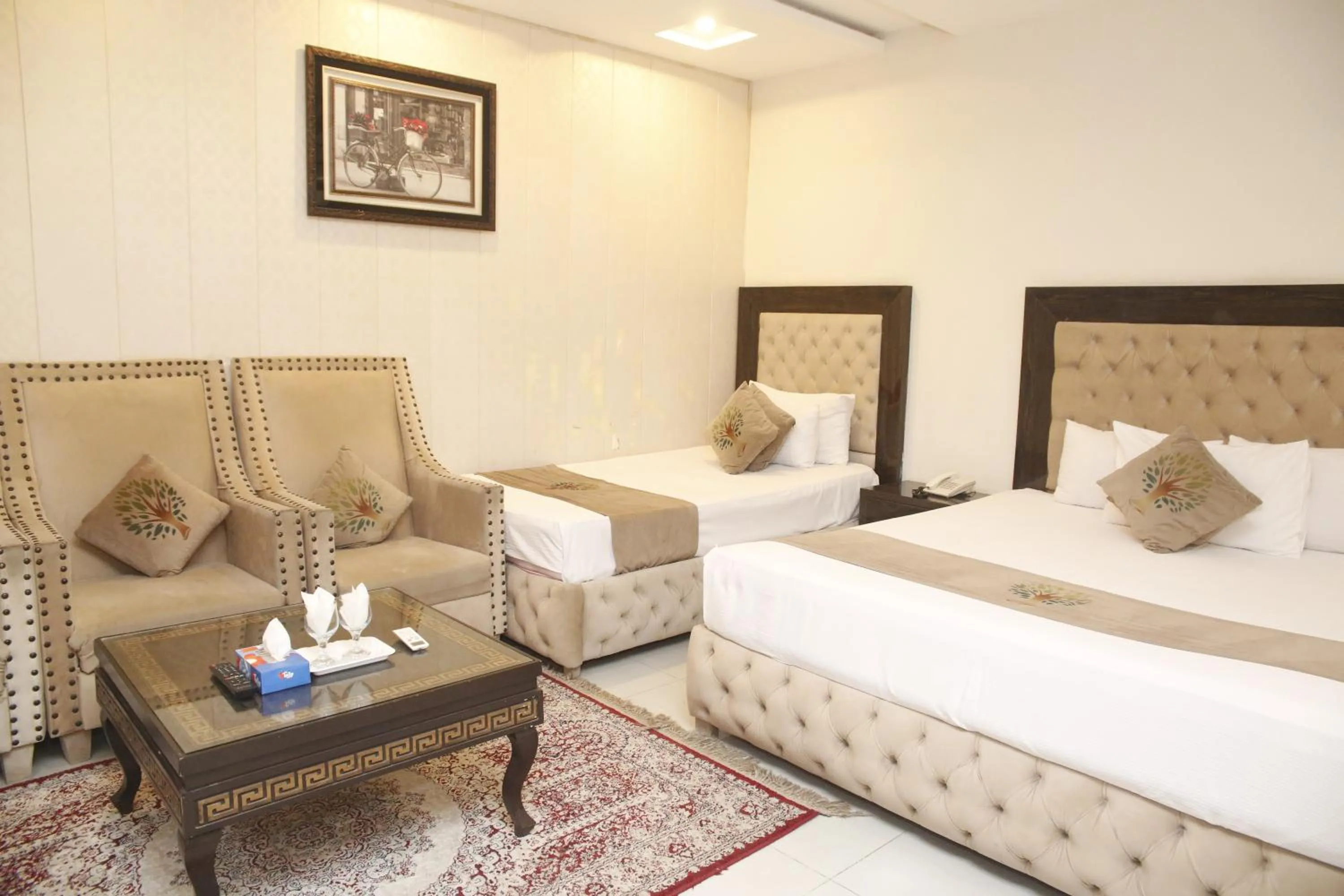 Photo of the whole room, Bed in Park View Hotel Gulberg