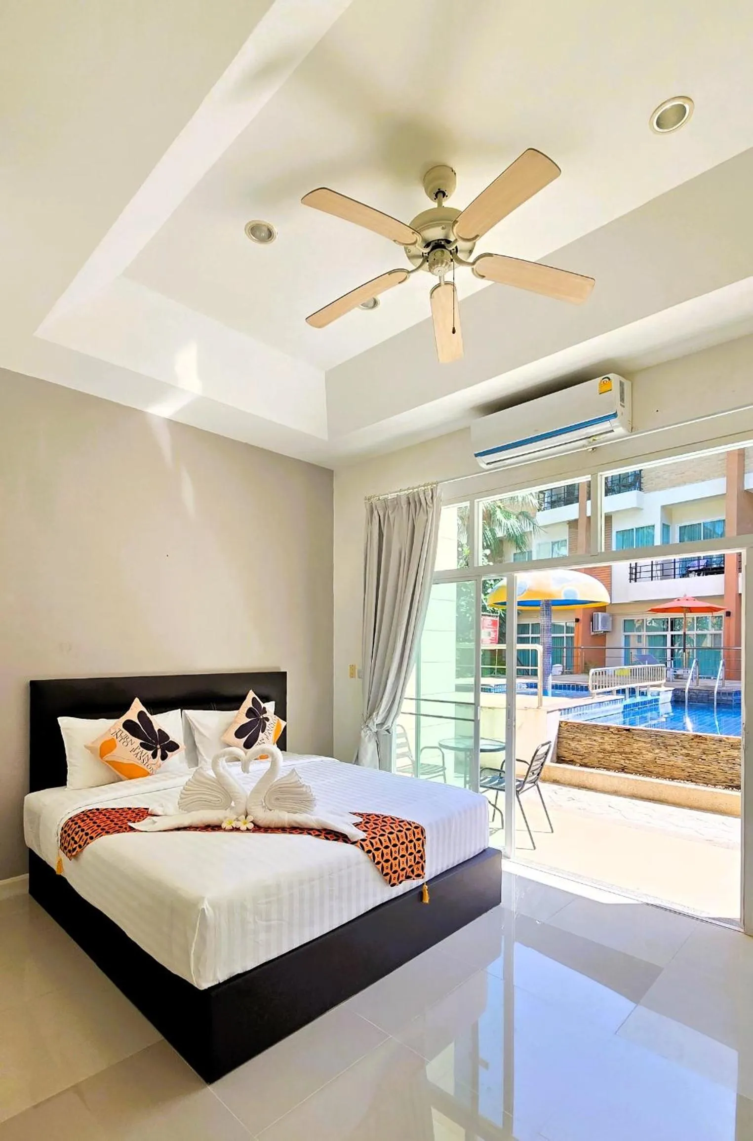 Bed in Sea Boss Homestay