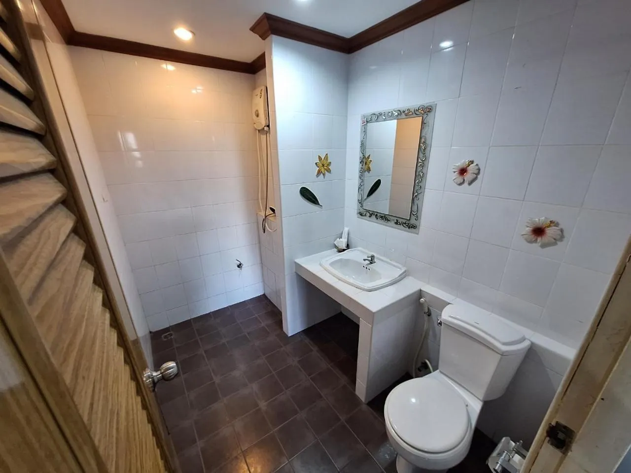 Shower in Sea Boss Homestay