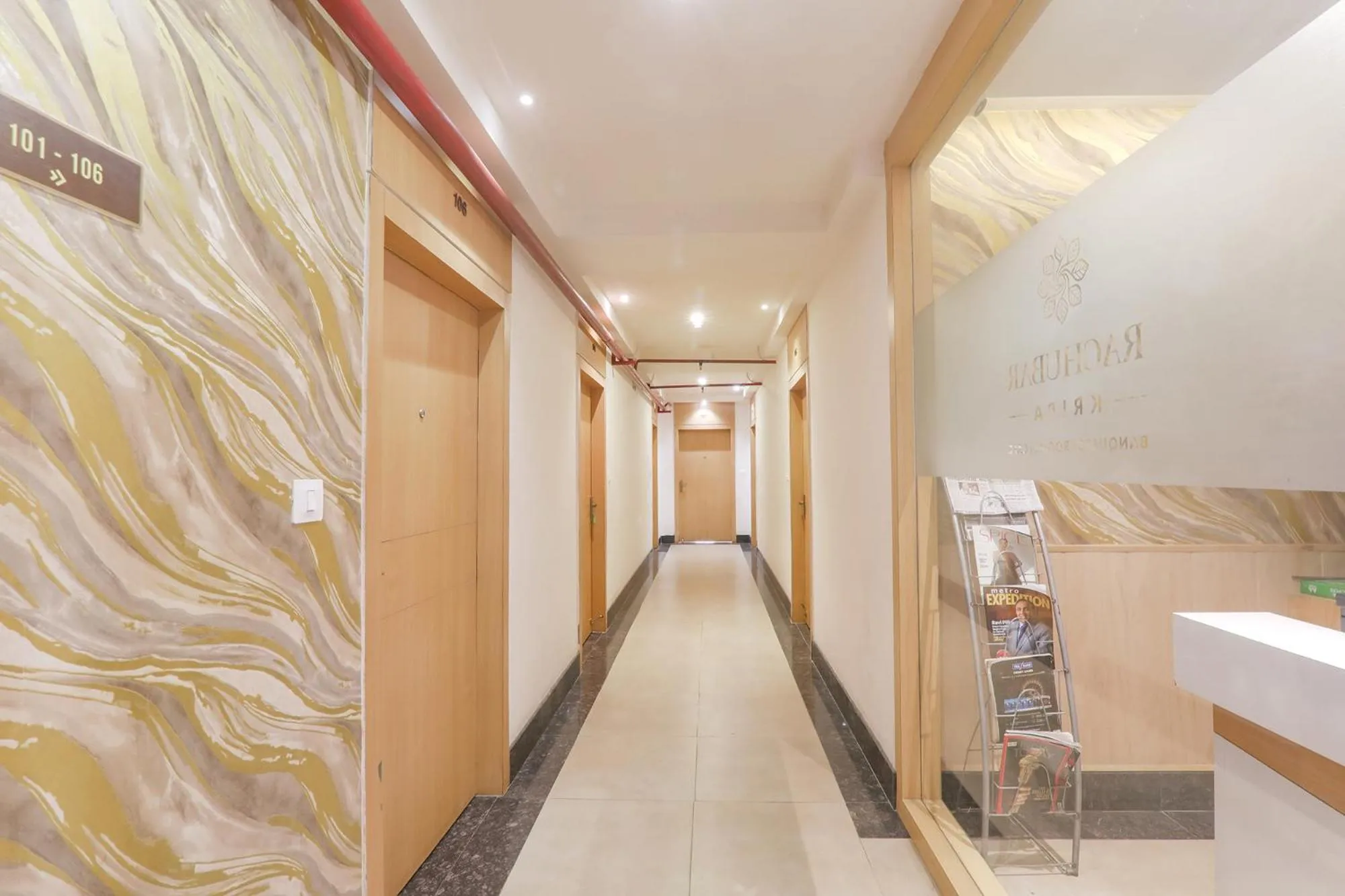 Lobby or reception in FabHotel Raghubar Kripa
