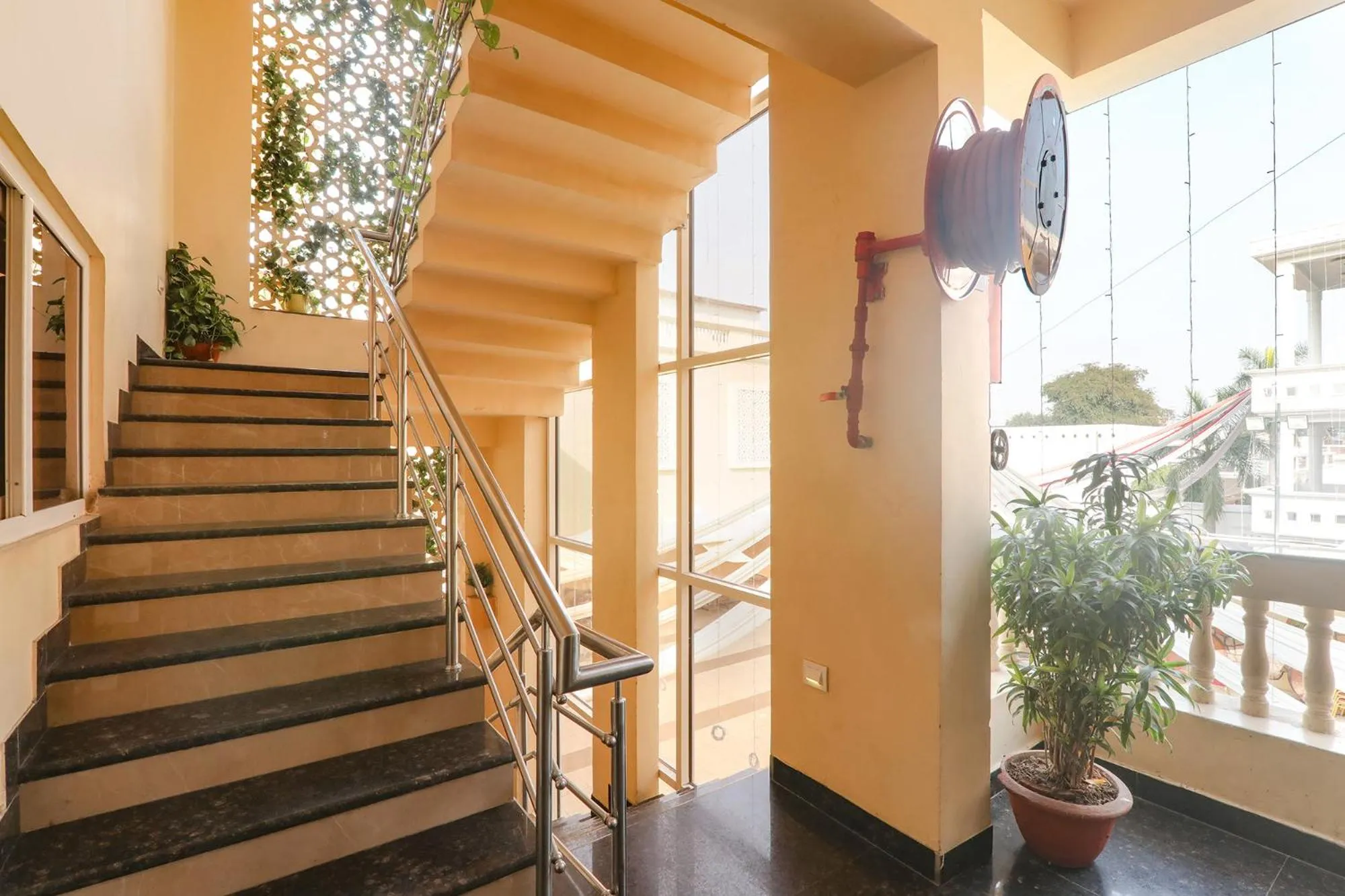 Lobby or reception in FabHotel Raghubar Kripa