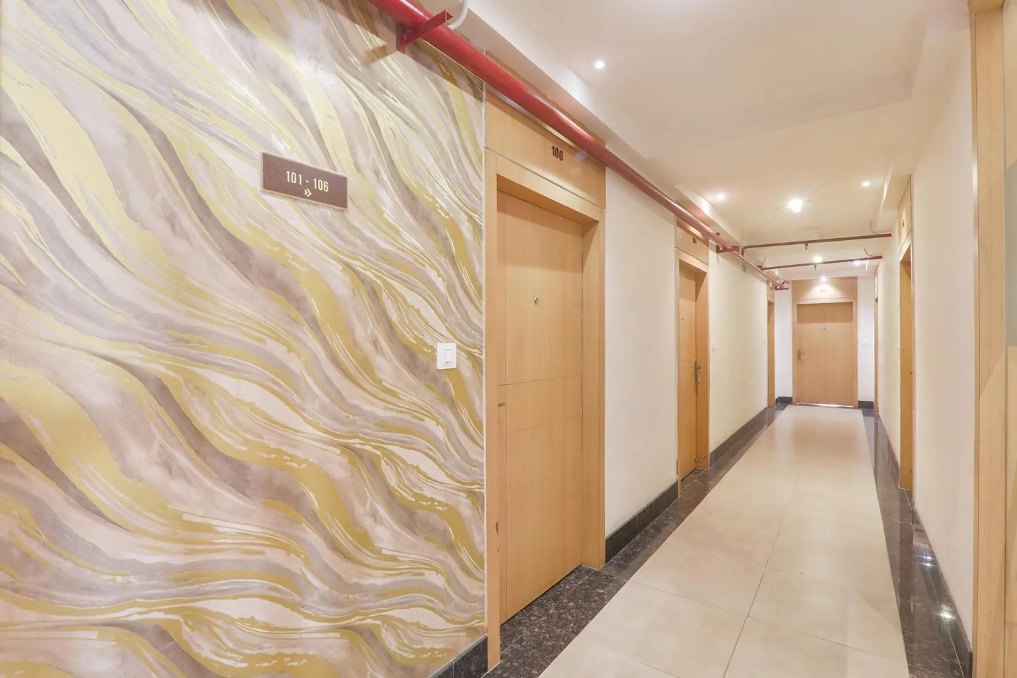 Lobby or reception in FabHotel Raghubar Kripa