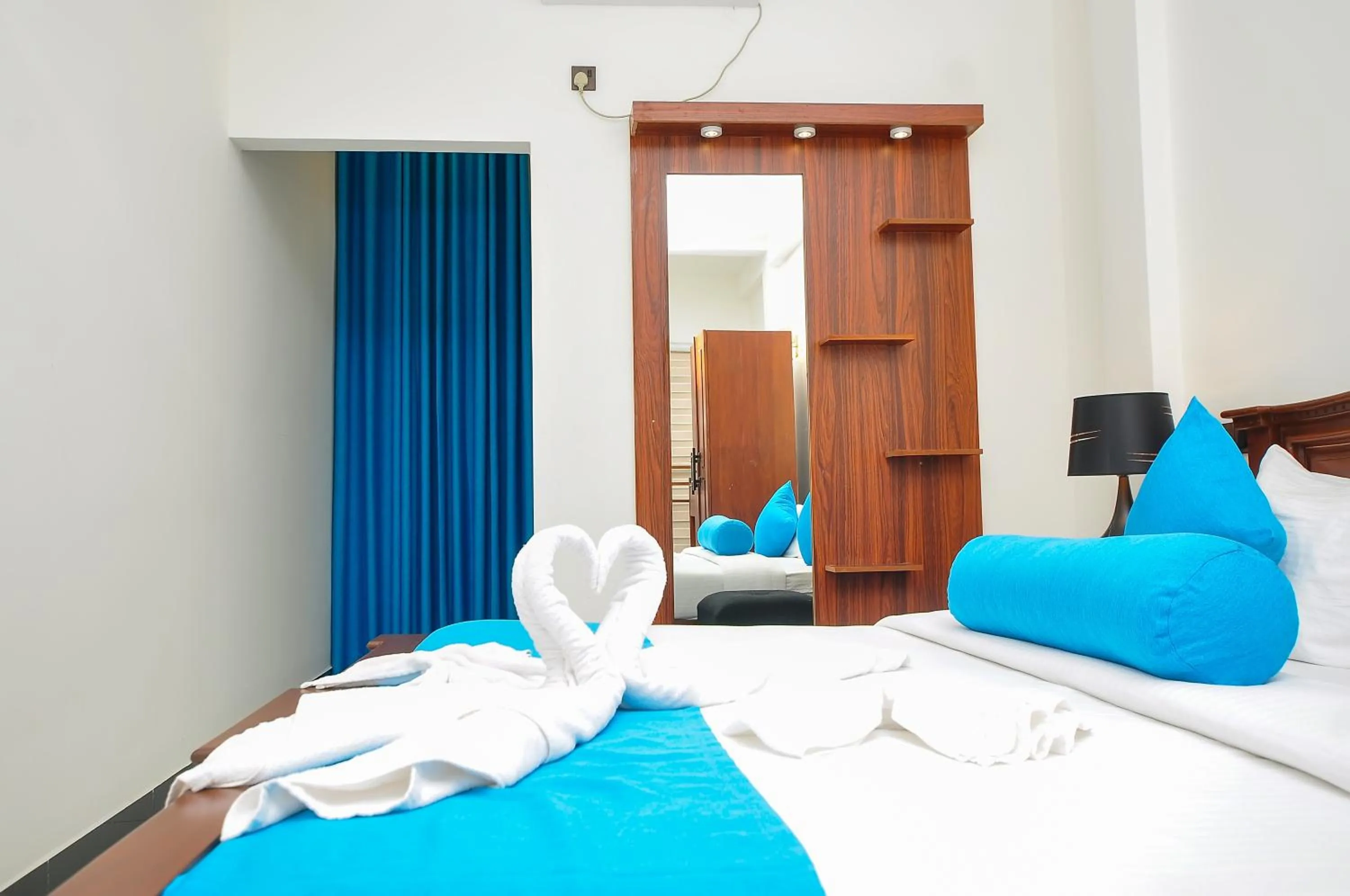 Bedroom, Bed in Sachinro Hotel Mirissa